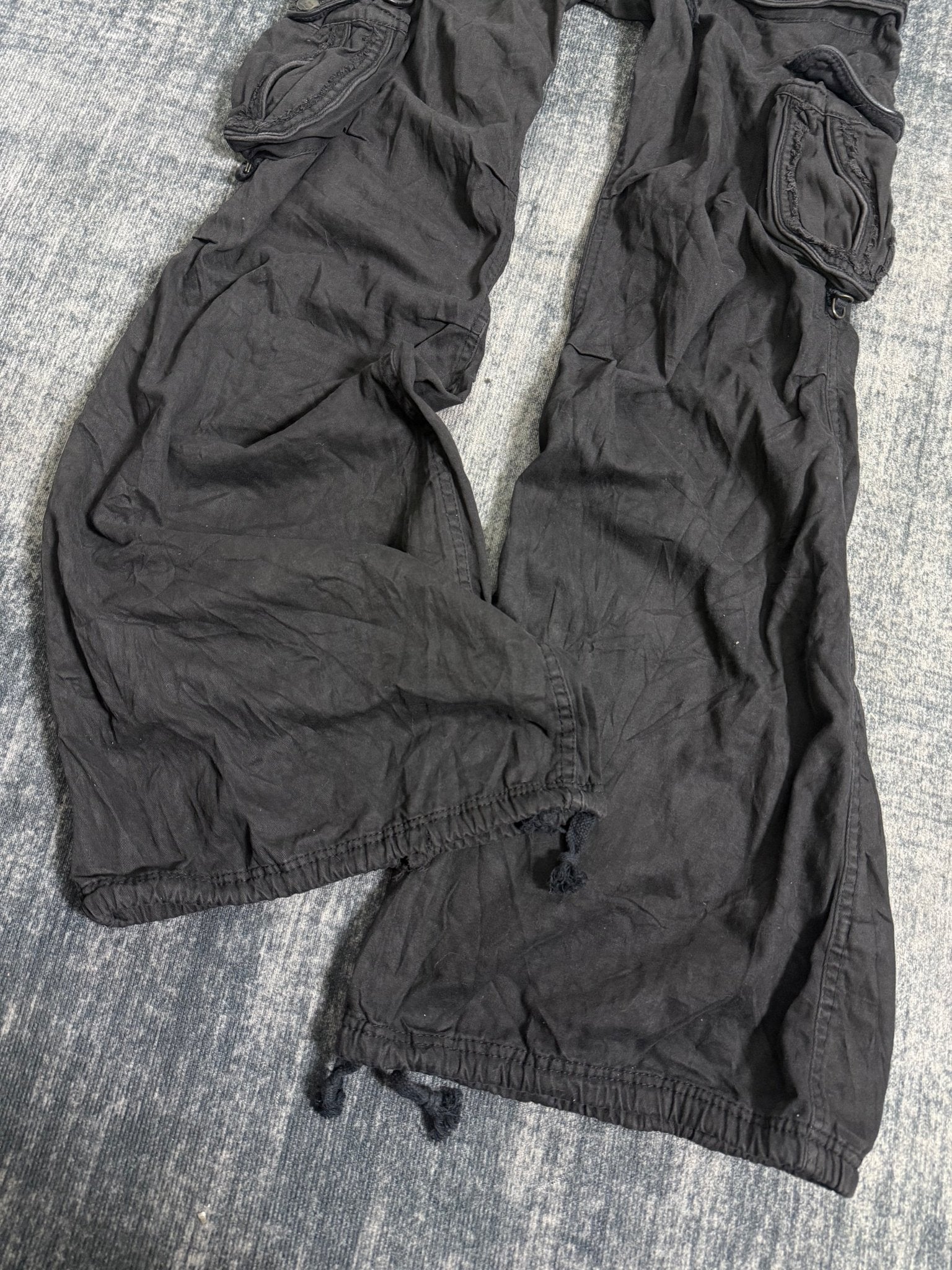 B2V - CARGO PANT༒ vintage streetwear thrift y2k clothing by B2V_BAD2WEAR