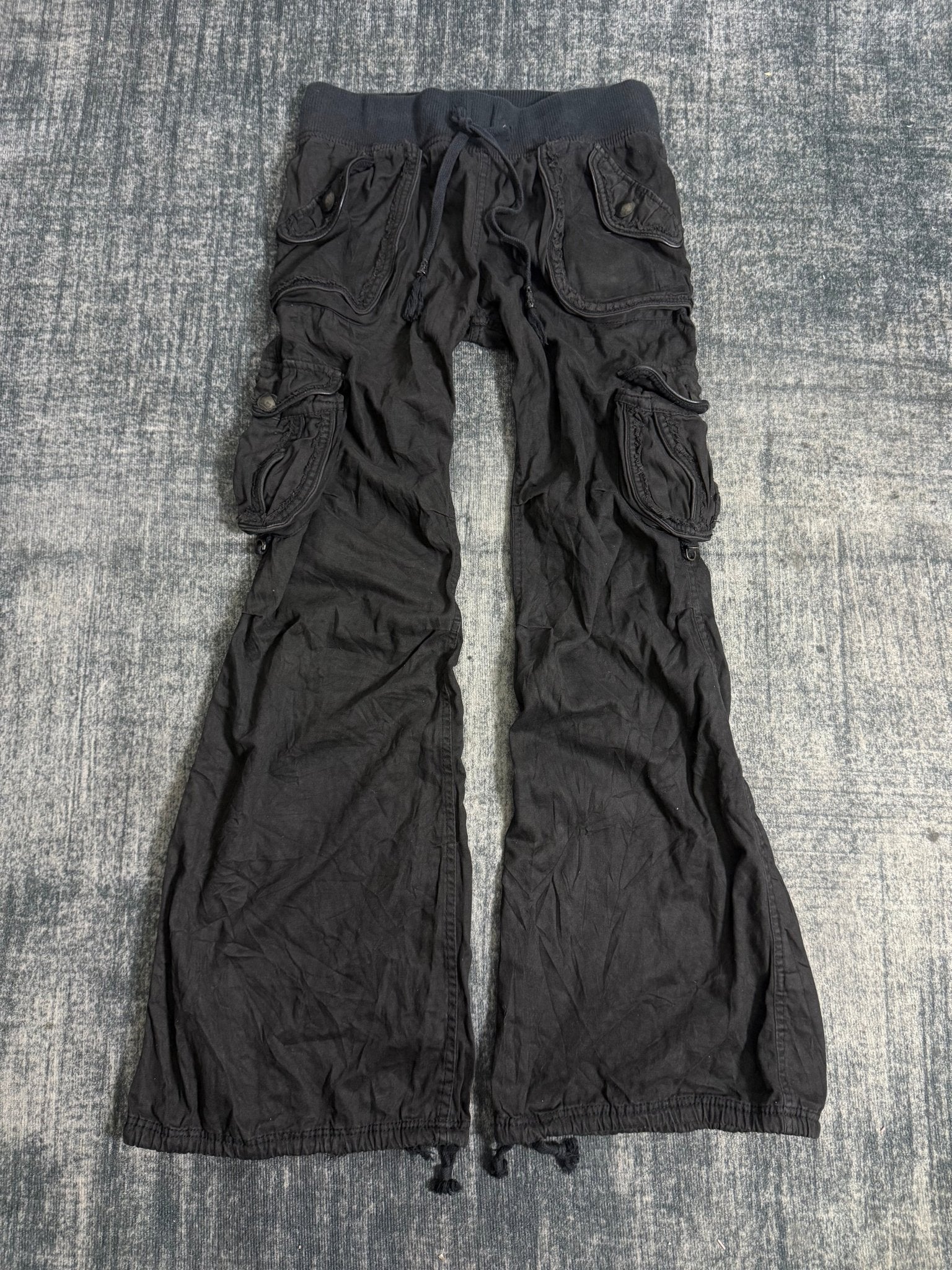 B2V - CARGO PANT༒ vintage streetwear thrift y2k clothing by B2V_BAD2WEAR