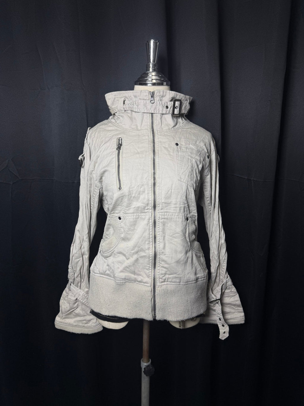 B2V - CASA JACKET༒ vintage streetwear thrift y2k clothing by B2V_BAD2WEAR