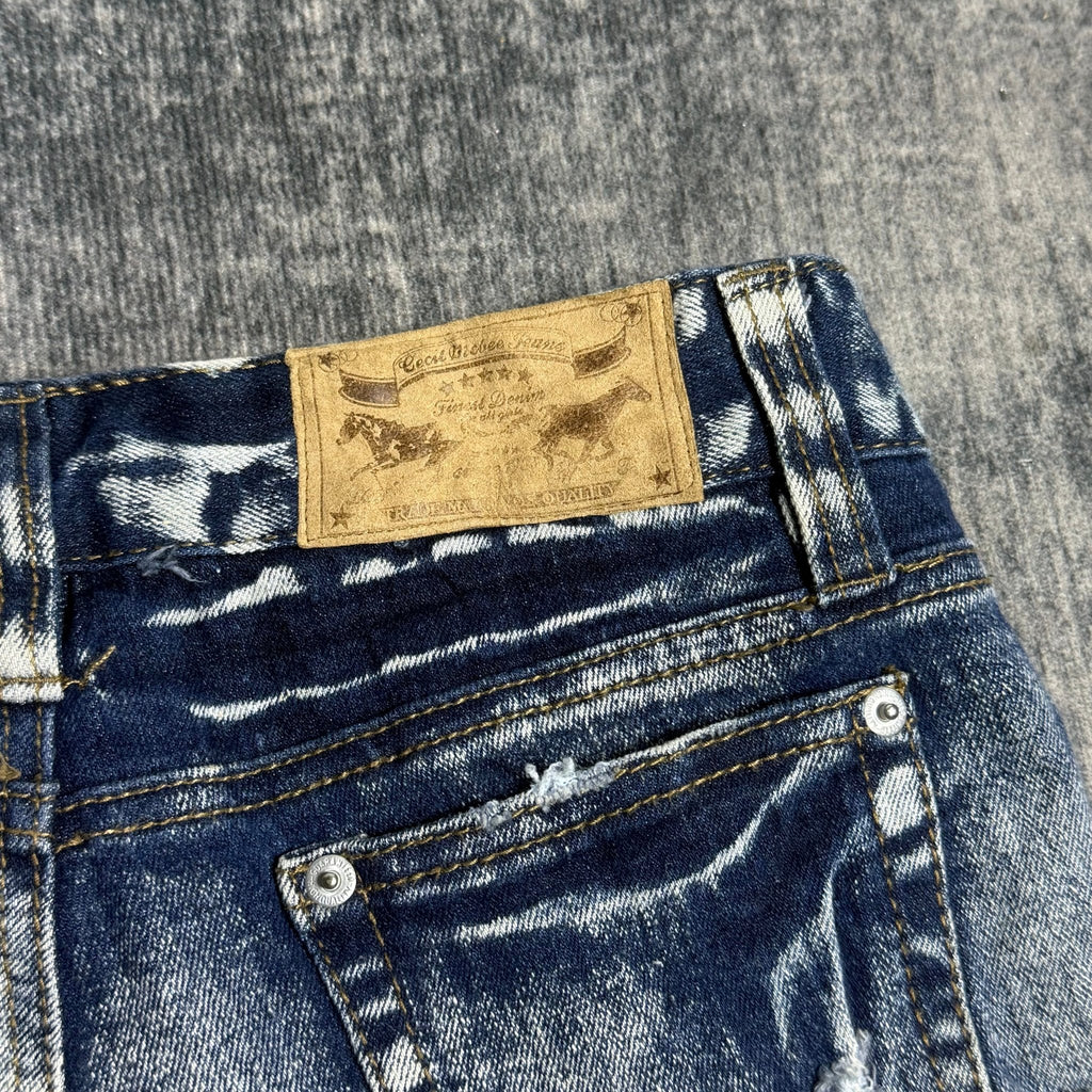 B2V - Cecil mc beeSHORT༒SS24 vintage streetwear thrift y2k clothing by B2V_BAD2WEAR