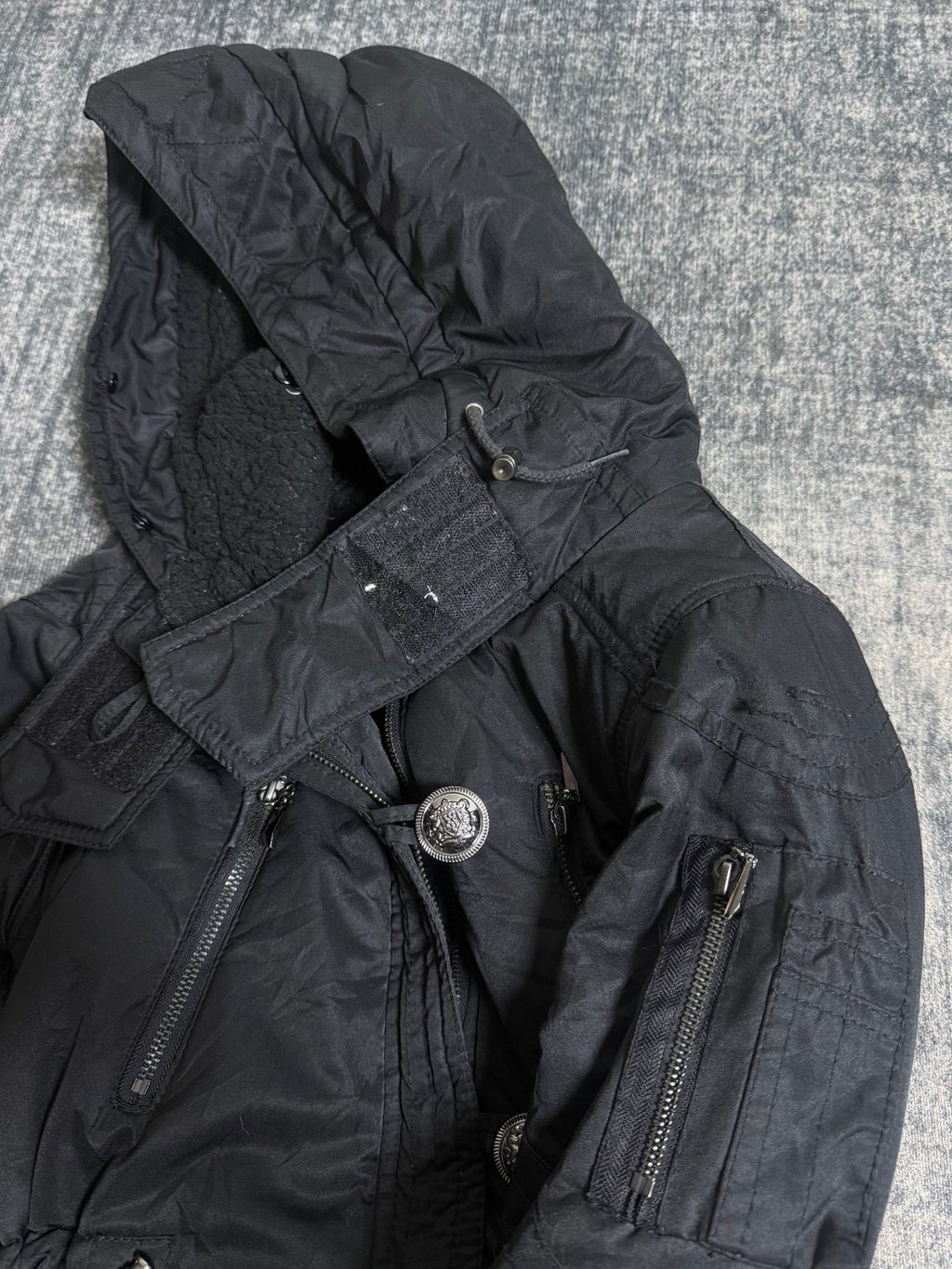 B2V - CECIL McBEE JACKET ༒ vintage streetwear thrift y2k clothing by B2V_BAD2WEAR