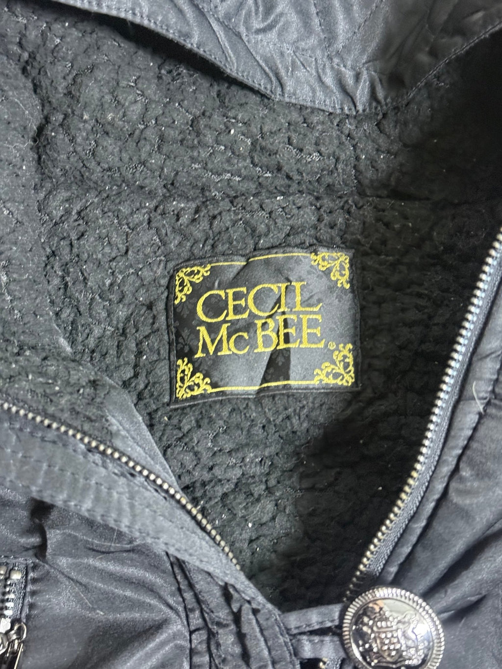 B2V - CECIL McBEE JACKET ༒ vintage streetwear thrift y2k clothing by B2V_BAD2WEAR