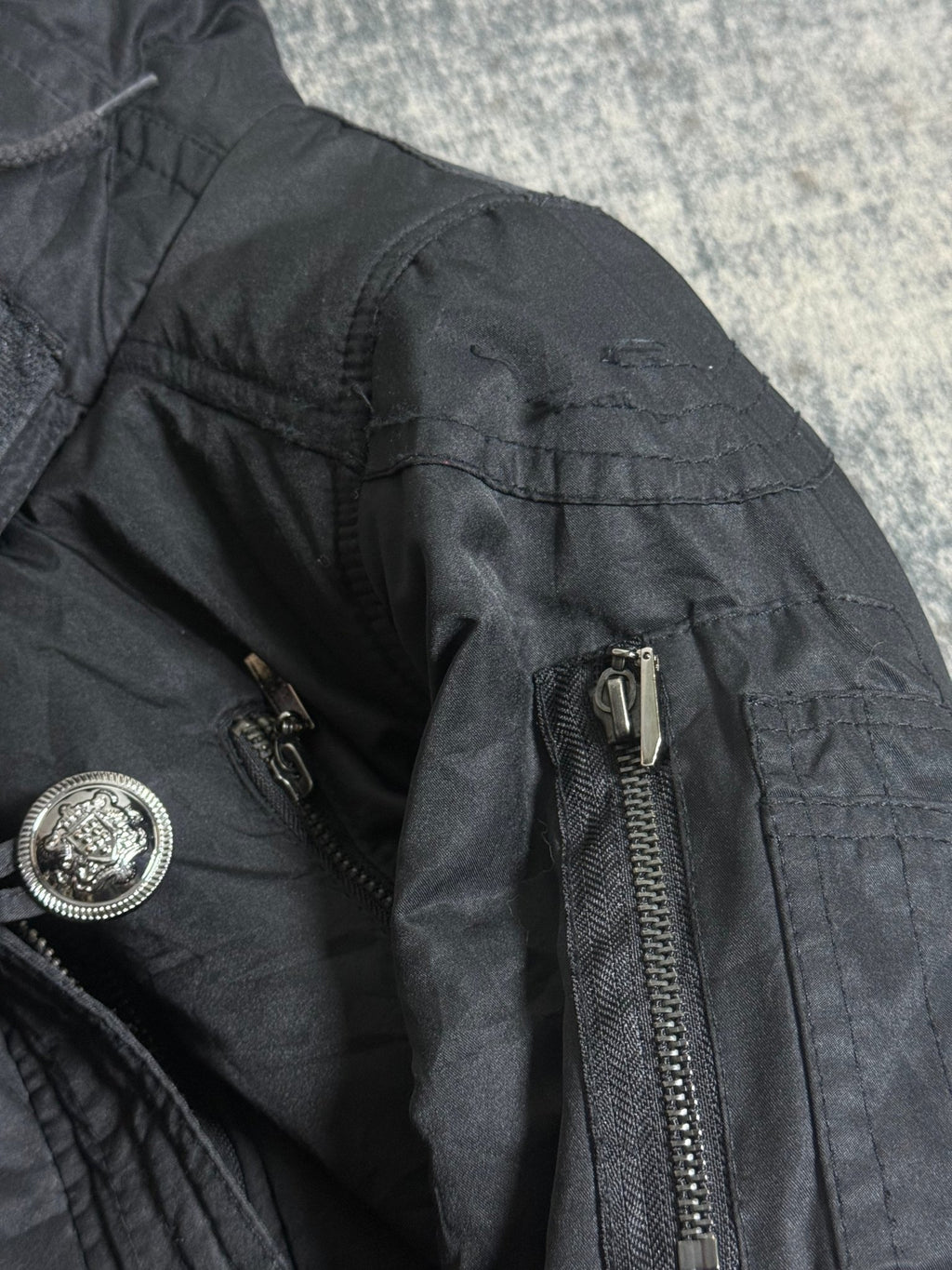 B2V - CECIL McBEE JACKET ༒ vintage streetwear thrift y2k clothing by B2V_BAD2WEAR