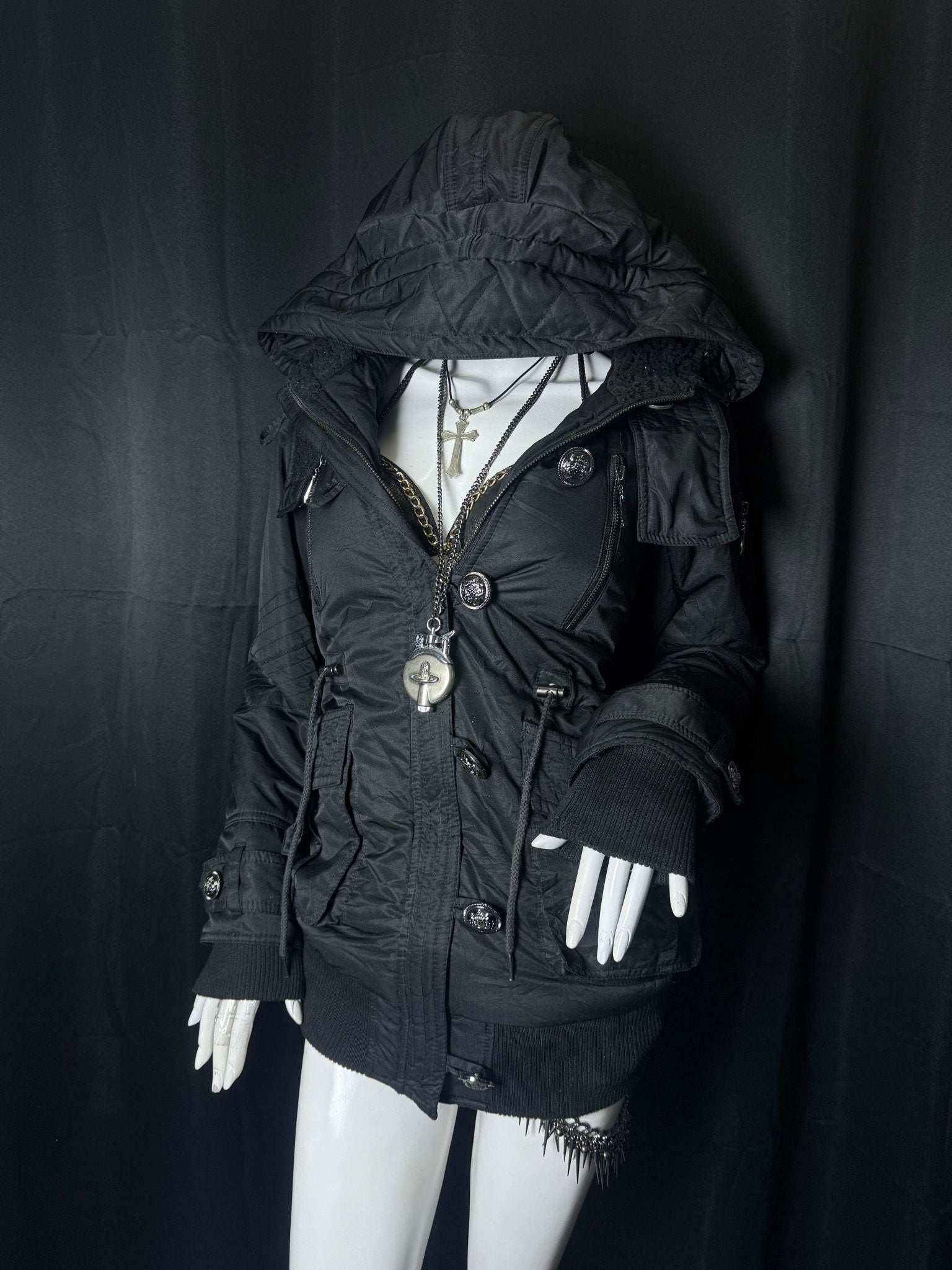 B2V - CECIL McBEE JACKET ༒ vintage streetwear thrift y2k clothing by B2V_BAD2WEAR
