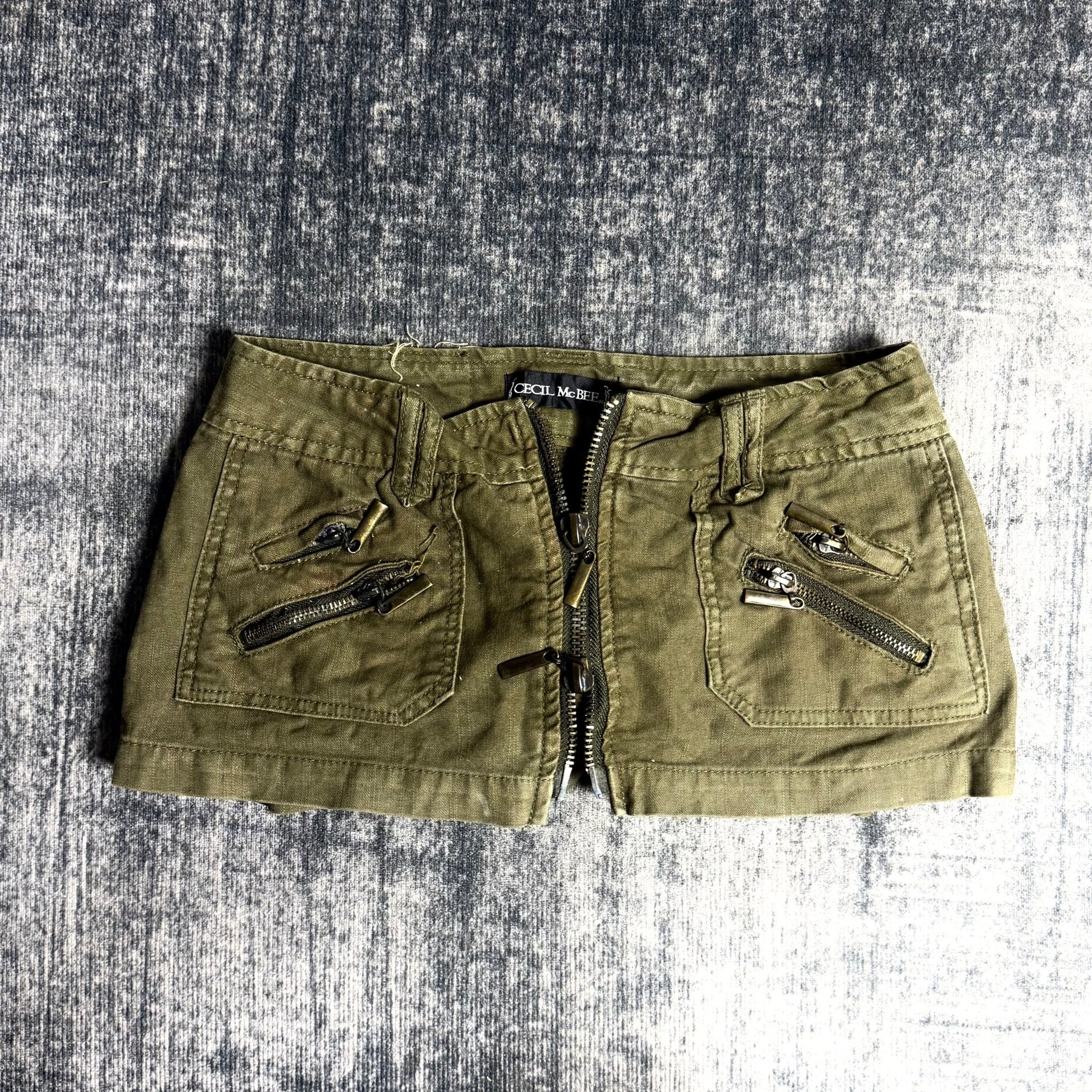 B2V - CECIL MCBEE SHORT༒ vintage streetwear thrift y2k clothing by B2V_BAD2WEAR