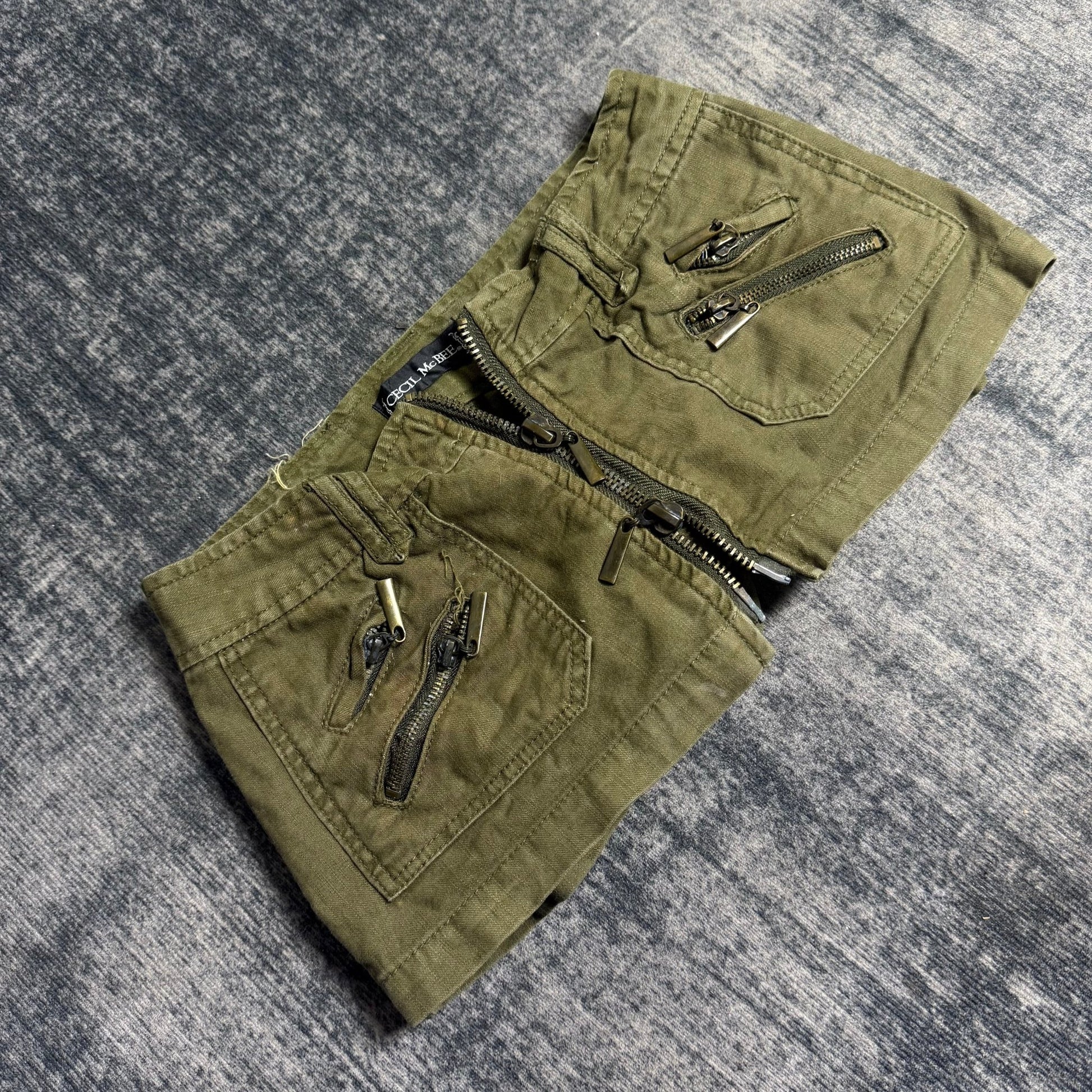 B2V - CECIL MCBEE SHORT༒ vintage streetwear thrift y2k clothing by B2V_BAD2WEAR