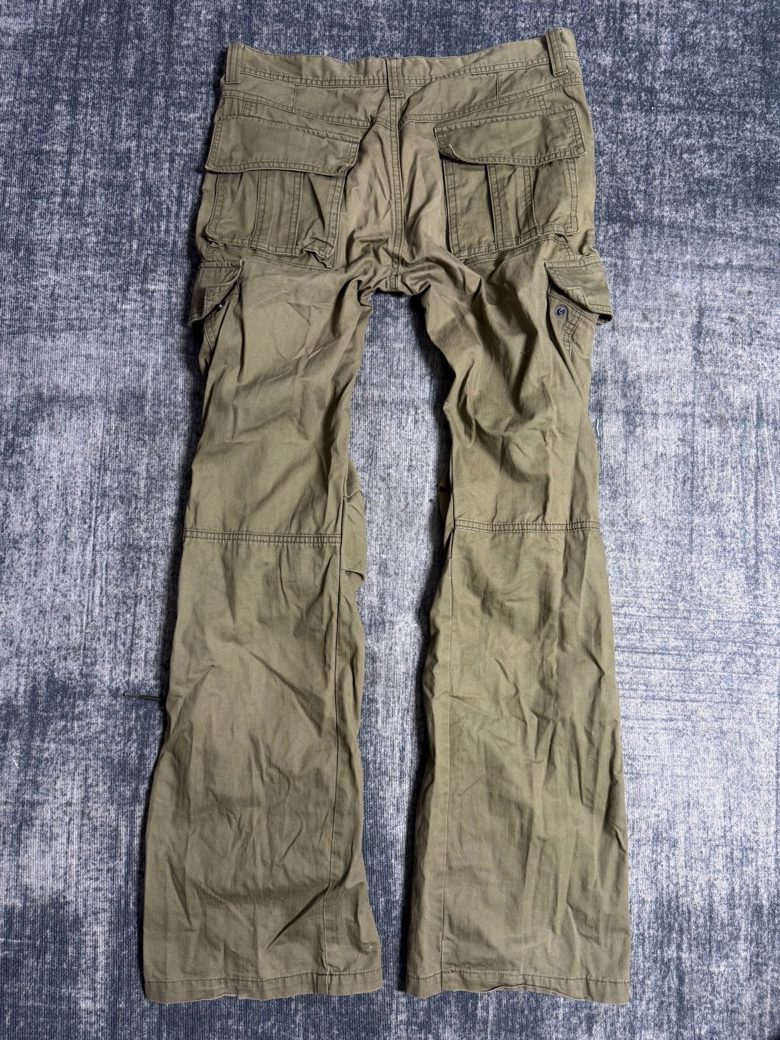 B2V - CHIL CARGO PANT༒ vintage streetwear thrift y2k clothing by B2V_BAD2WEAR