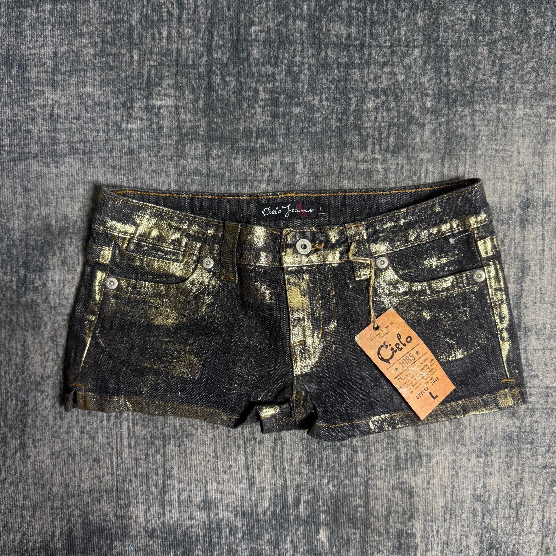B2V - CIELO SHORT༒ SS17 vintage streetwear thrift y2k clothing by B2V_BAD2WEAR