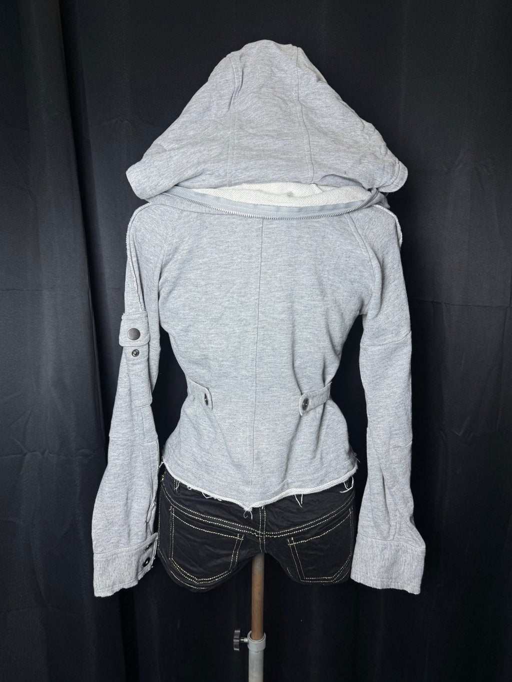 B2V - CLOZA JACKET༒ vintage streetwear thrift y2k clothing by B2V_BAD2WEAR