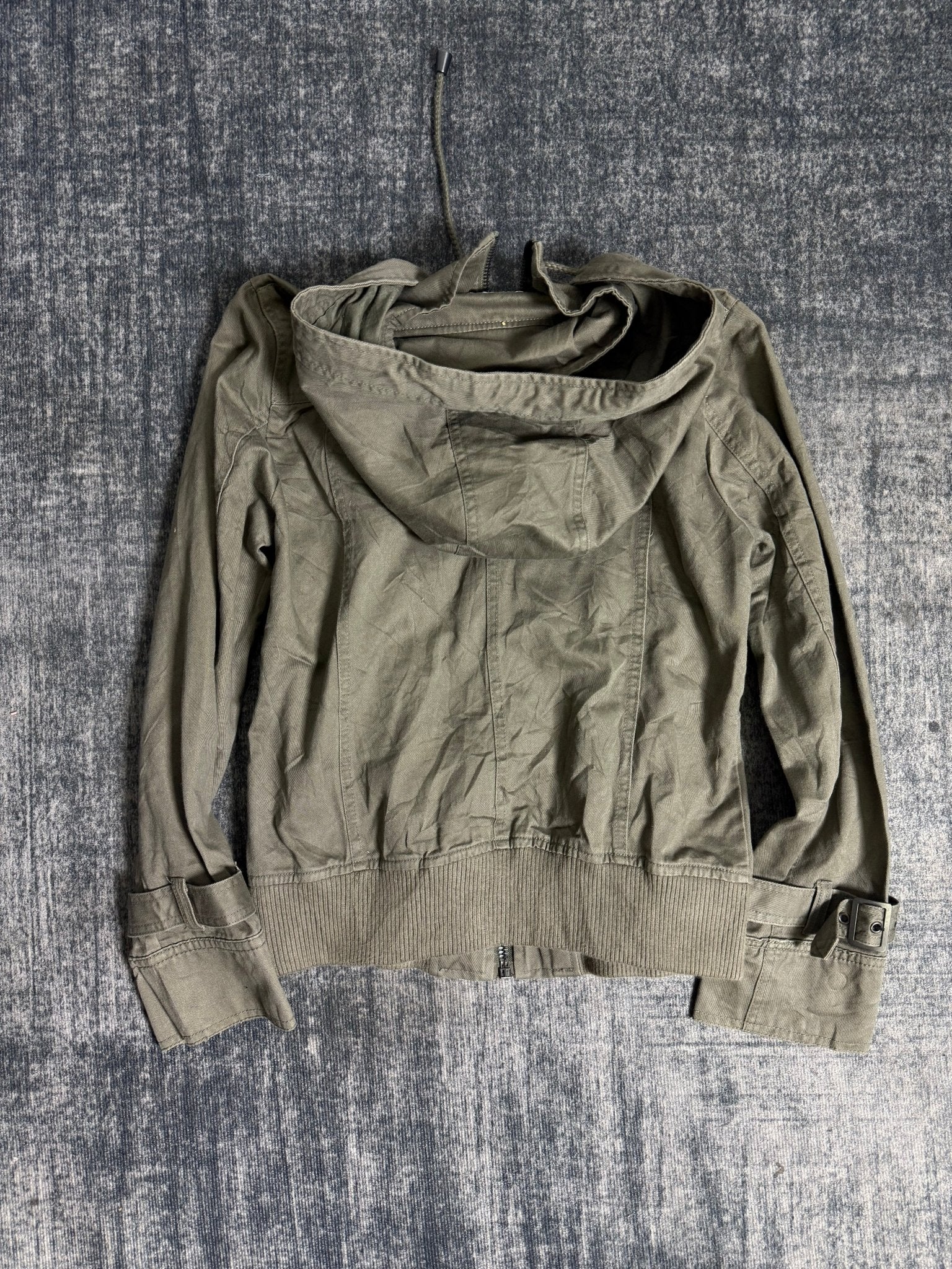 B2V - CLOZA JACKET༒ vintage streetwear thrift y2k clothing by B2V_BAD2WEAR