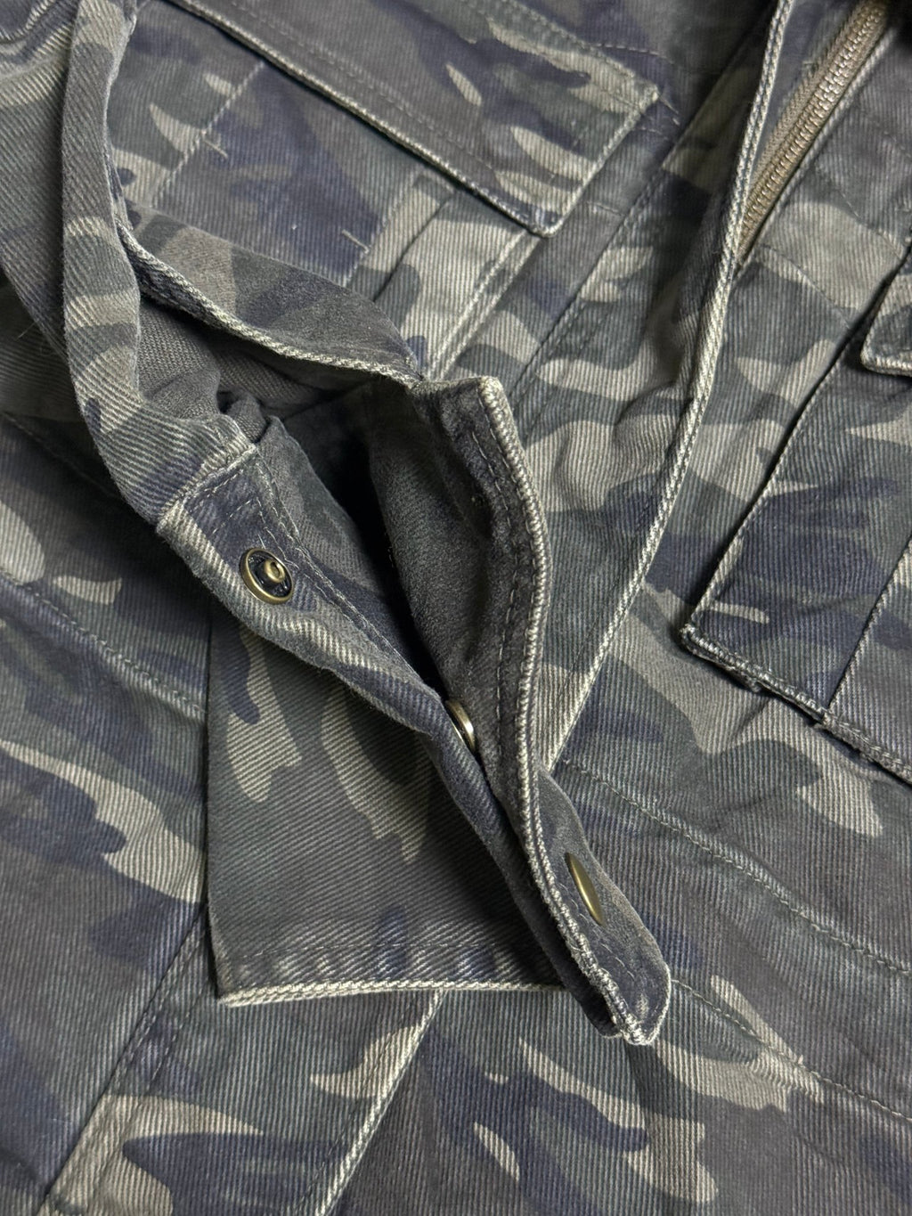 B2V - CLOZA JACKET ༒ vintage streetwear thrift y2k clothing by B2V_BAD2WEAR