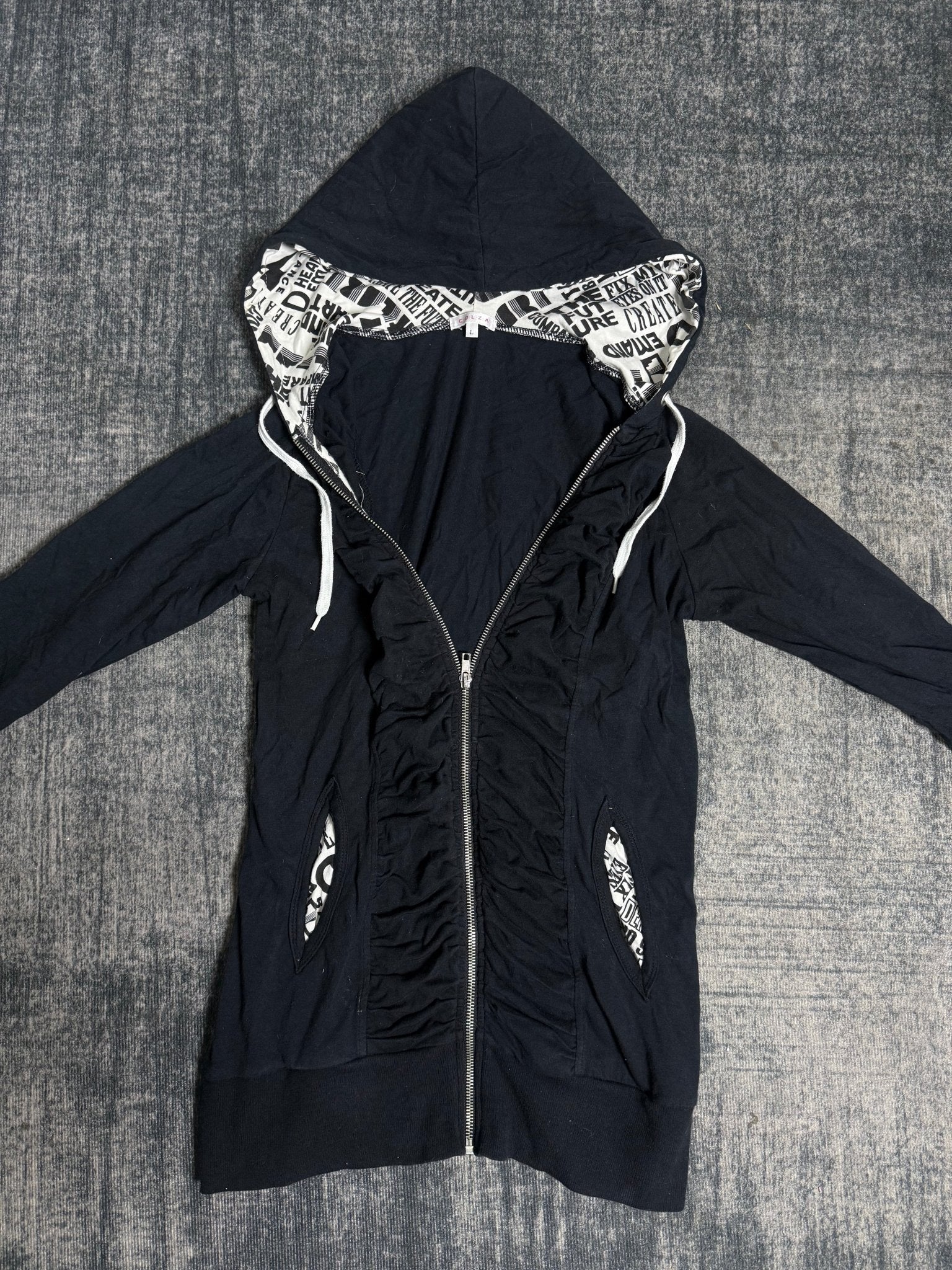 B2V - COLZA HOODIE༒ vintage streetwear thrift y2k clothing by B2V_BAD2WEAR