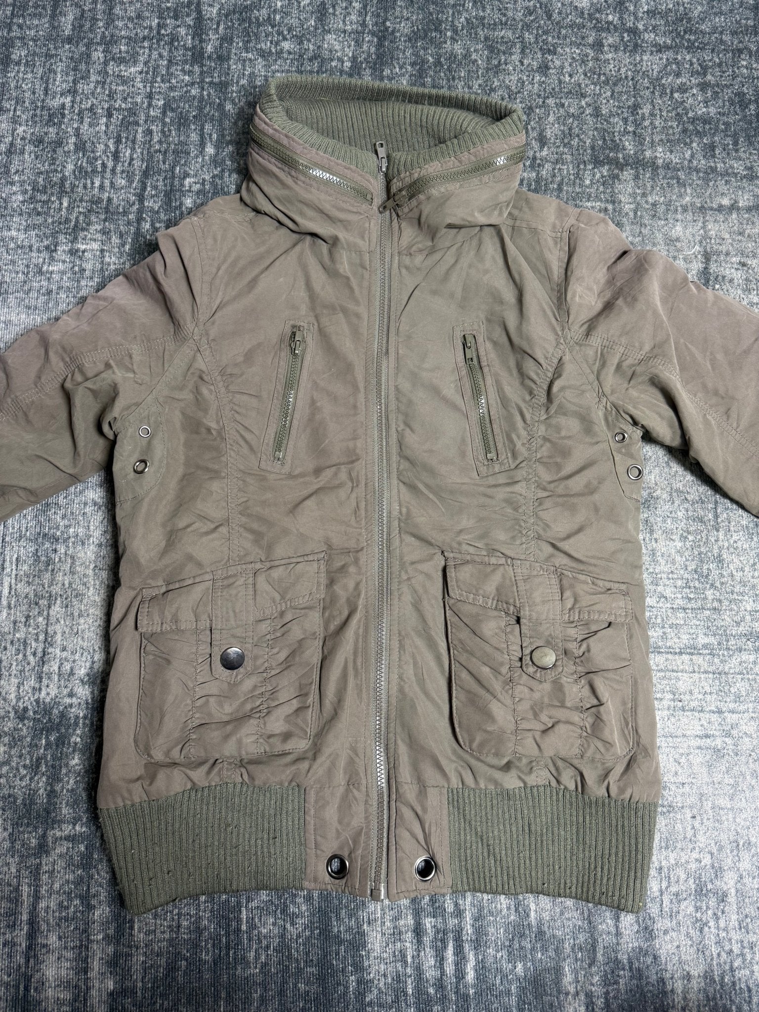 B2V - COLZA JACKET༒ vintage streetwear thrift y2k clothing by B2V_BAD2WEAR