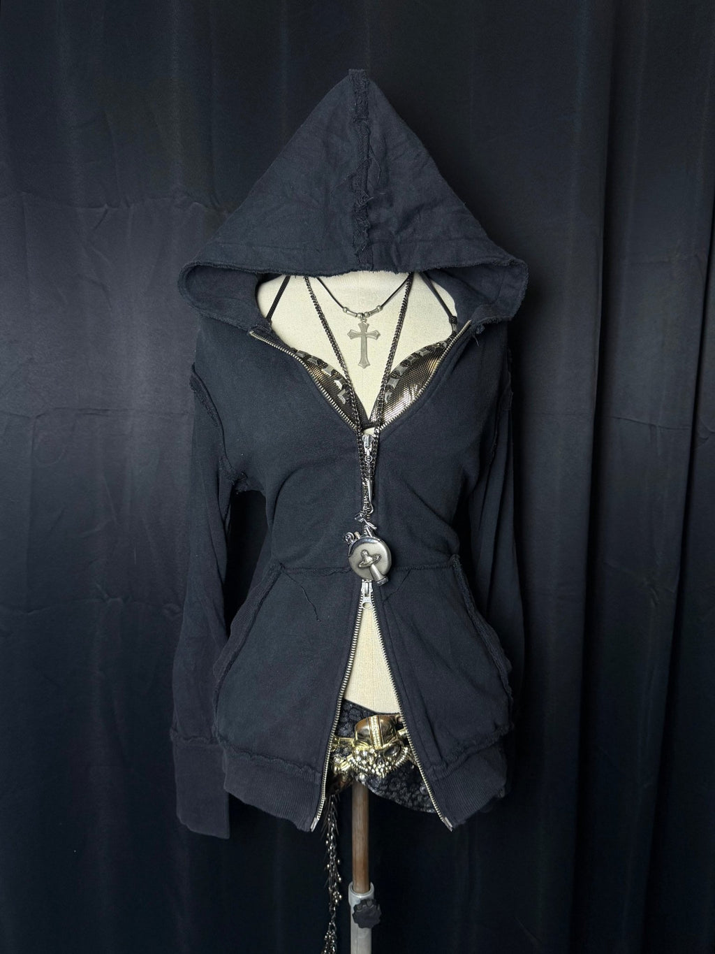 B2V - COOL HOODIE ༒ vintage streetwear thrift y2k clothing by B2V_BAD2WEAR