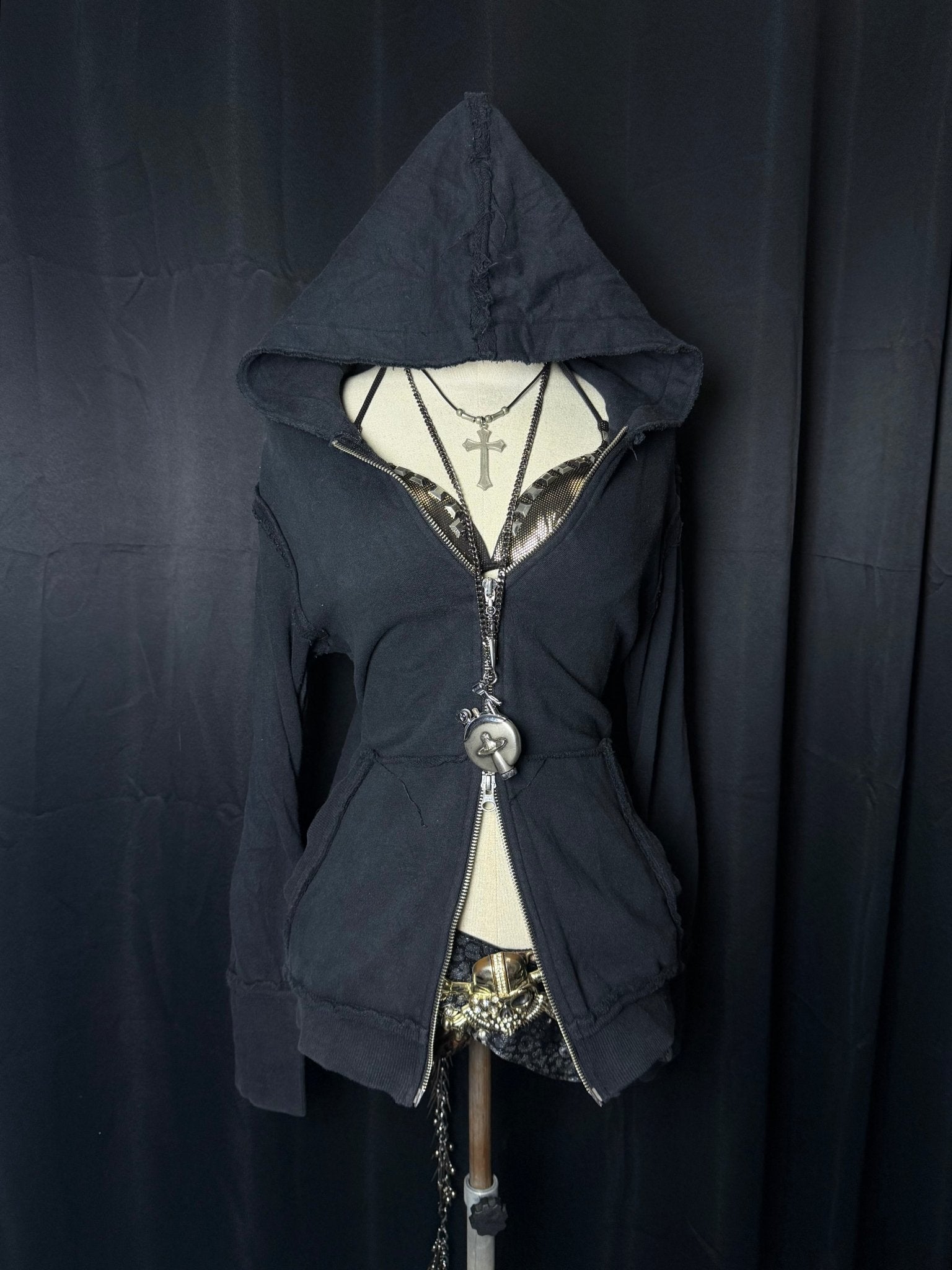 B2V - COOL HOODIE ༒ vintage streetwear thrift y2k clothing by B2V_BAD2WEAR