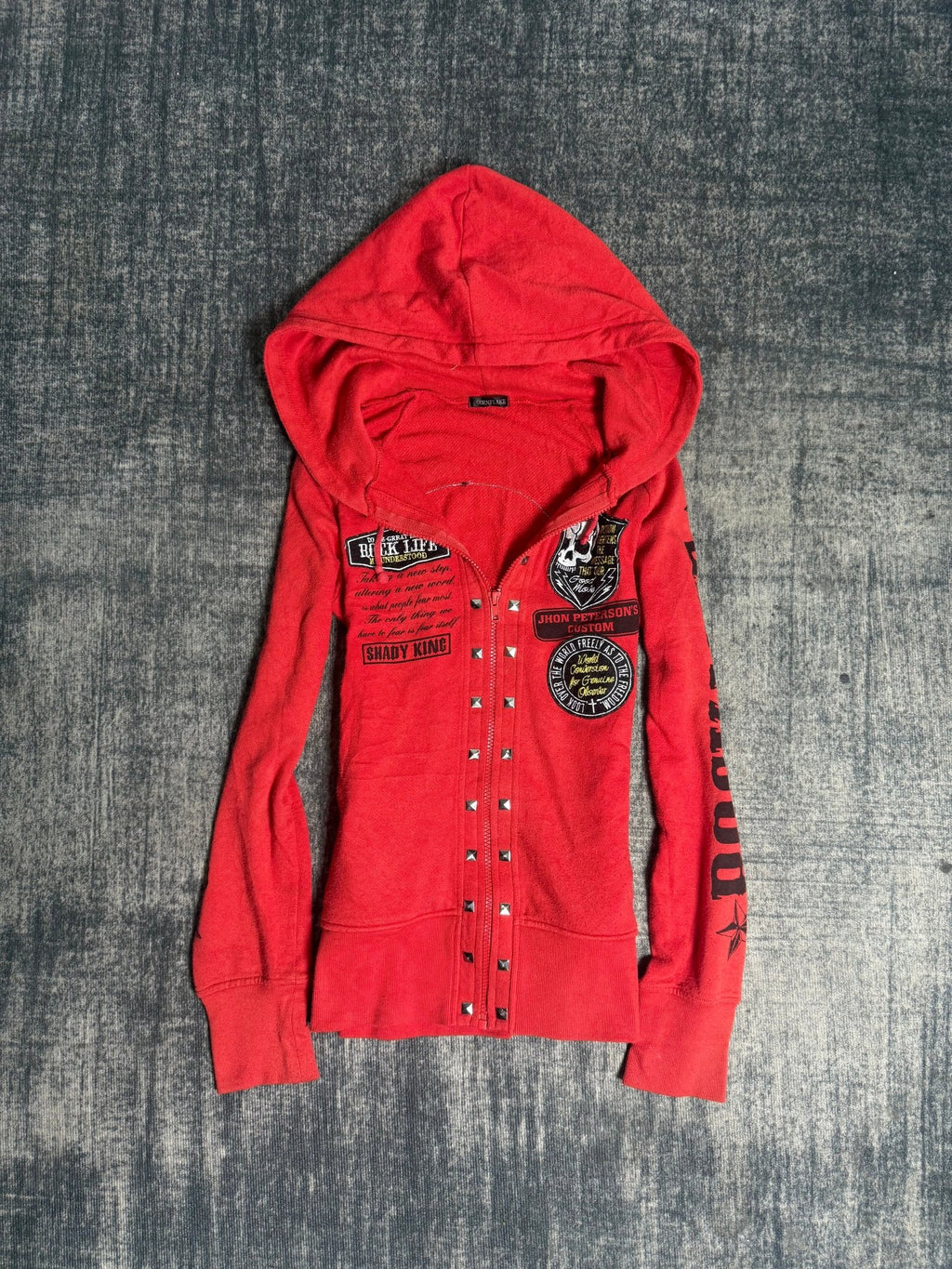 B2V - CORNFLAKE R (1)༒ vintage streetwear thrift y2k clothing by B2V_BAD2WEAR
