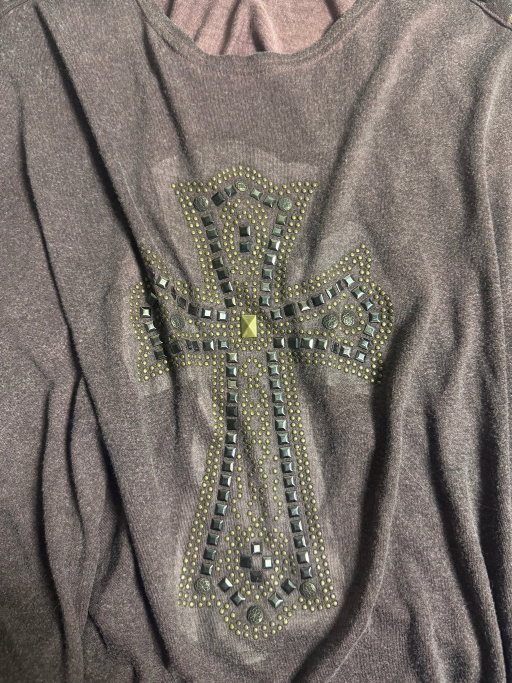 B2V - CROSS BTF - T ༒ vintage streetwear thrift y2k clothing by B2V_BAD2WEAR