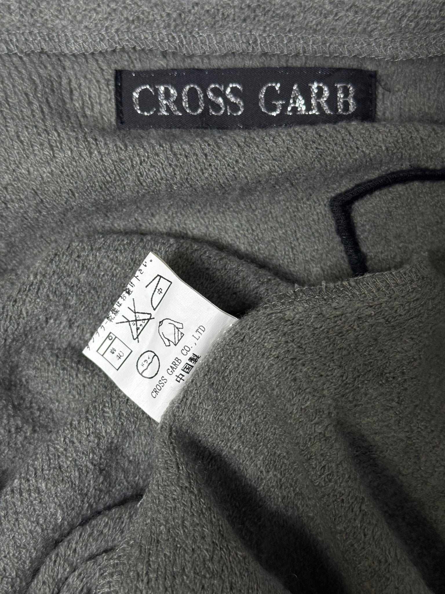 B2V - CROSS GARB OUT WEAR༒ vintage streetwear thrift y2k clothing by B2V_BAD2WEAR