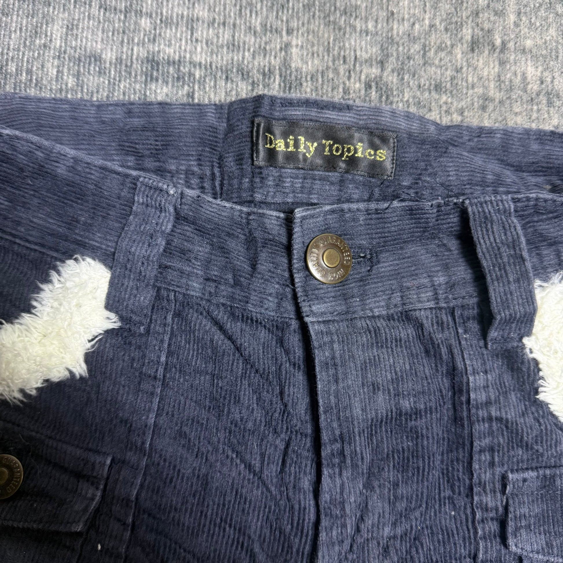 B2V - DAILY SHORT༒ SS32 vintage streetwear thrift y2k clothing by B2V_BAD2WEAR