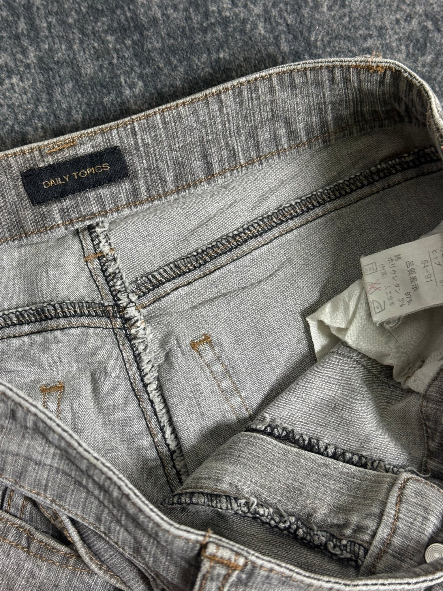 B2V - DAILY TOPICS JEANS ༒ vintage streetwear thrift y2k clothing by B2V_BAD2WEAR