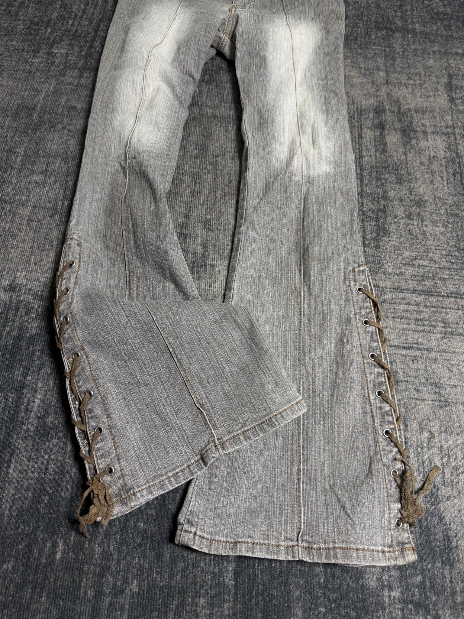 B2V - DAILY TOPICS JEANS ༒ vintage streetwear thrift y2k clothing by B2V_BAD2WEAR
