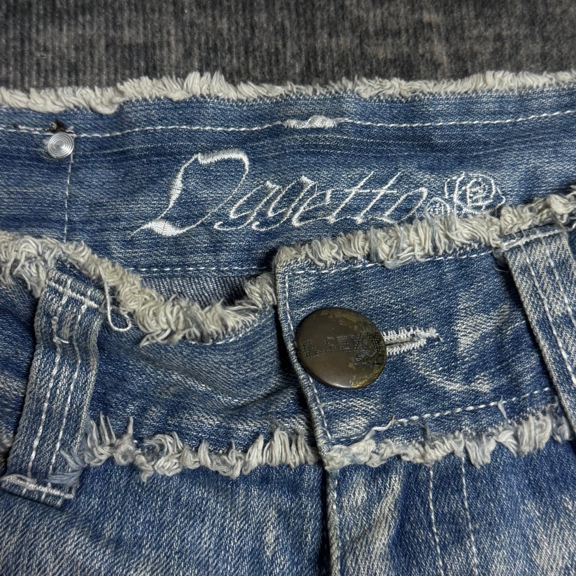B2V - DGGETTO SHORT༒ SS34 vintage streetwear thrift y2k clothing by B2V_BAD2WEAR