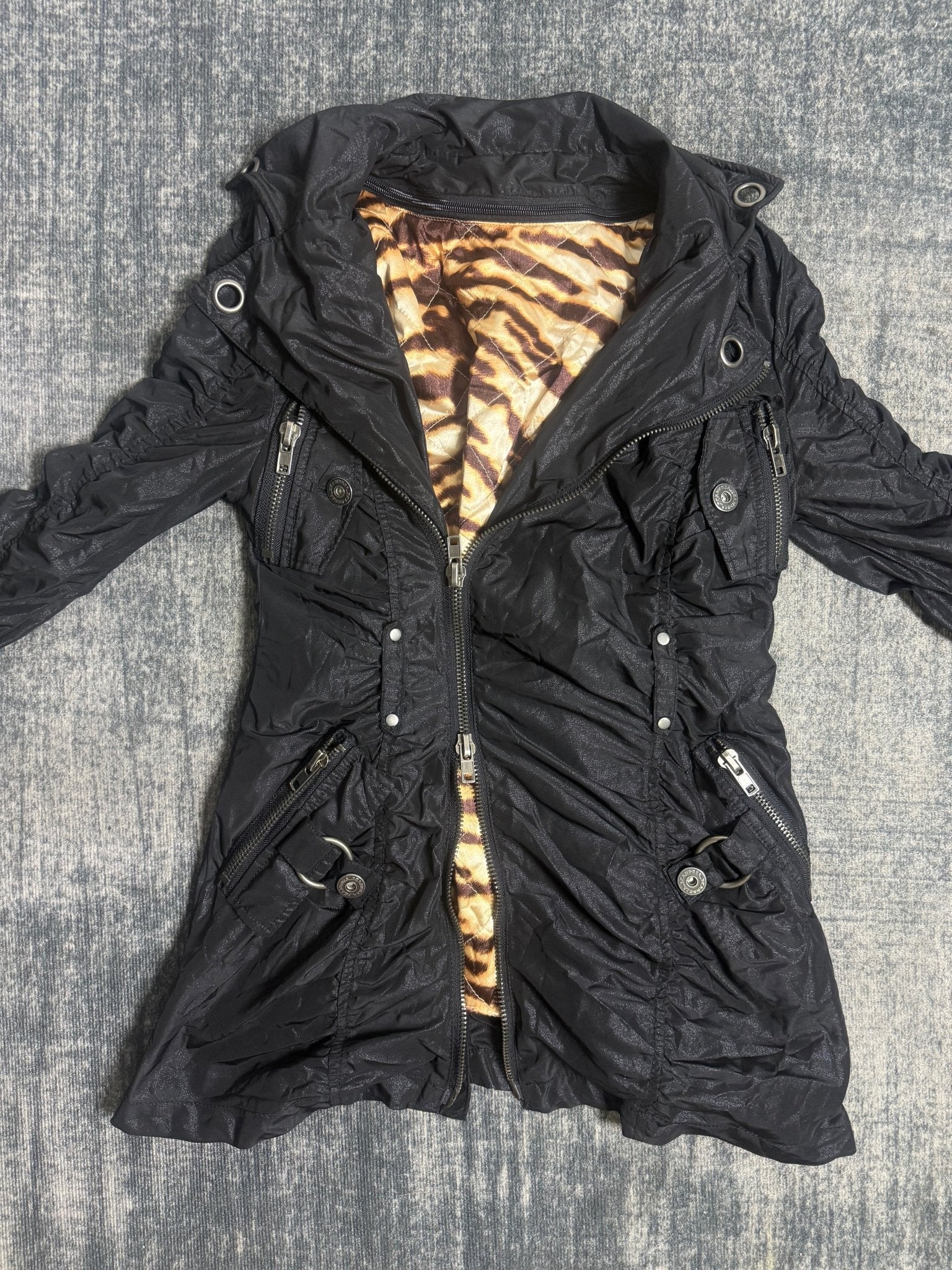 B2V - DIA JACKET༒ vintage streetwear thrift y2k clothing by B2V_BAD2WEAR
