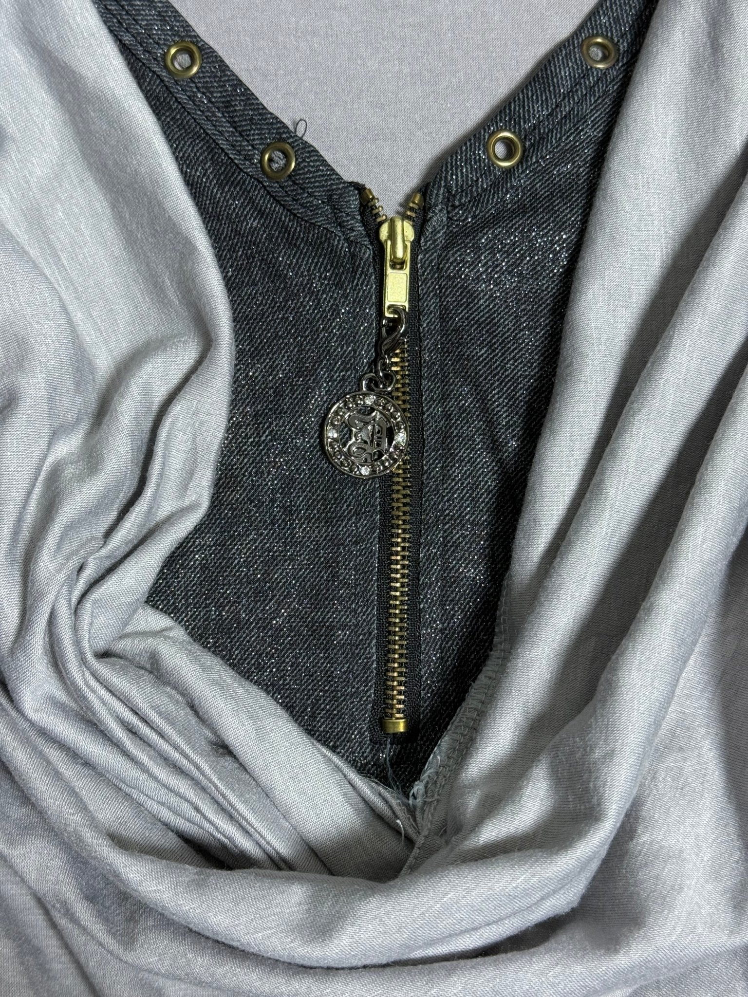 B2V - DIA SHIRT༒ vintage streetwear thrift y2k clothing by B2V_BAD2WEAR