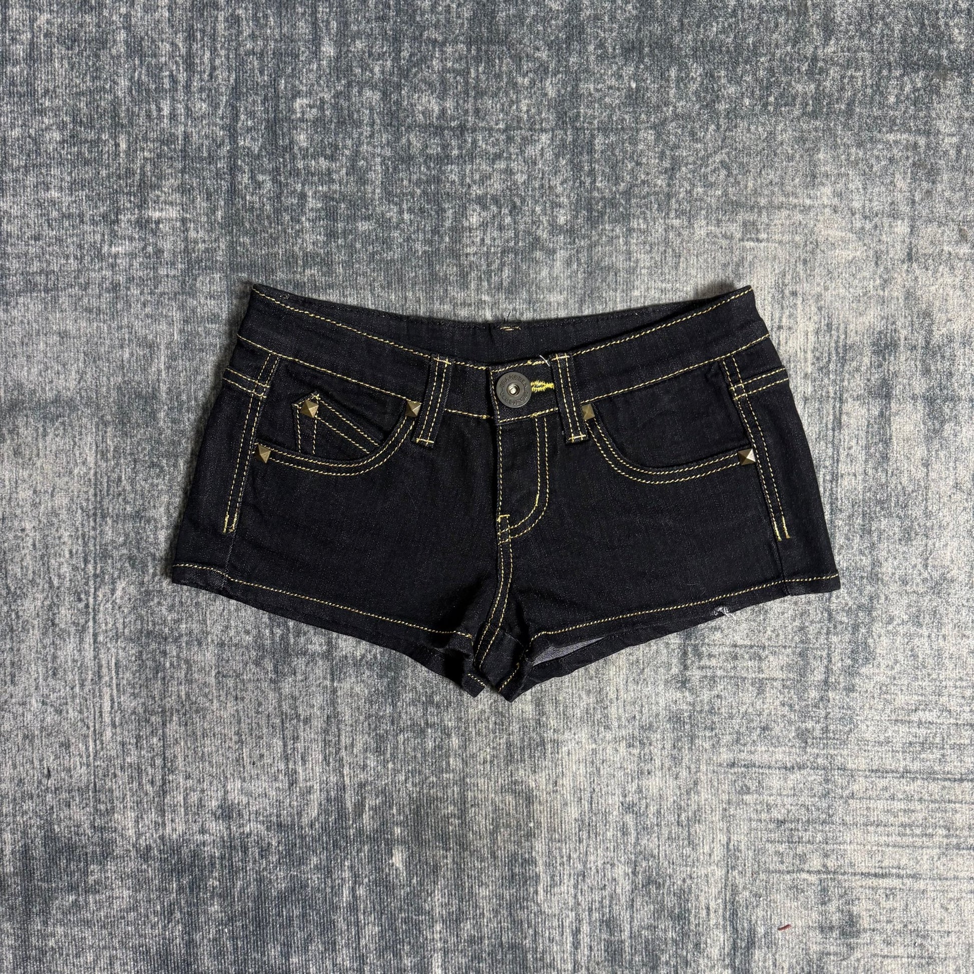 B2V - DIA SHORT༒ vintage streetwear thrift y2k clothing by B2V_BAD2WEAR