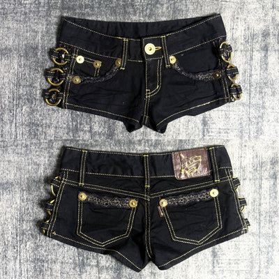 B2V- DIA SHORT༒