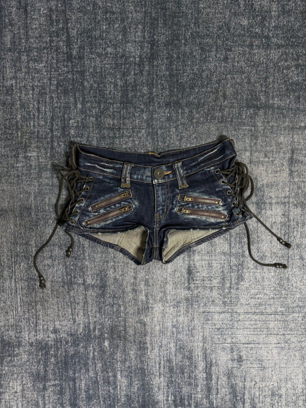 B2V - DIA SHORT༒ vintage streetwear thrift y2k clothing by B2V_BAD2WEAR