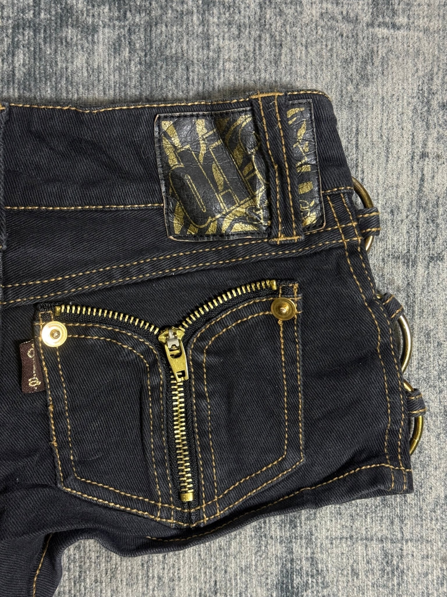 B2V - DIA SHORT༒ vintage streetwear thrift y2k clothing by B2V_BAD2WEAR