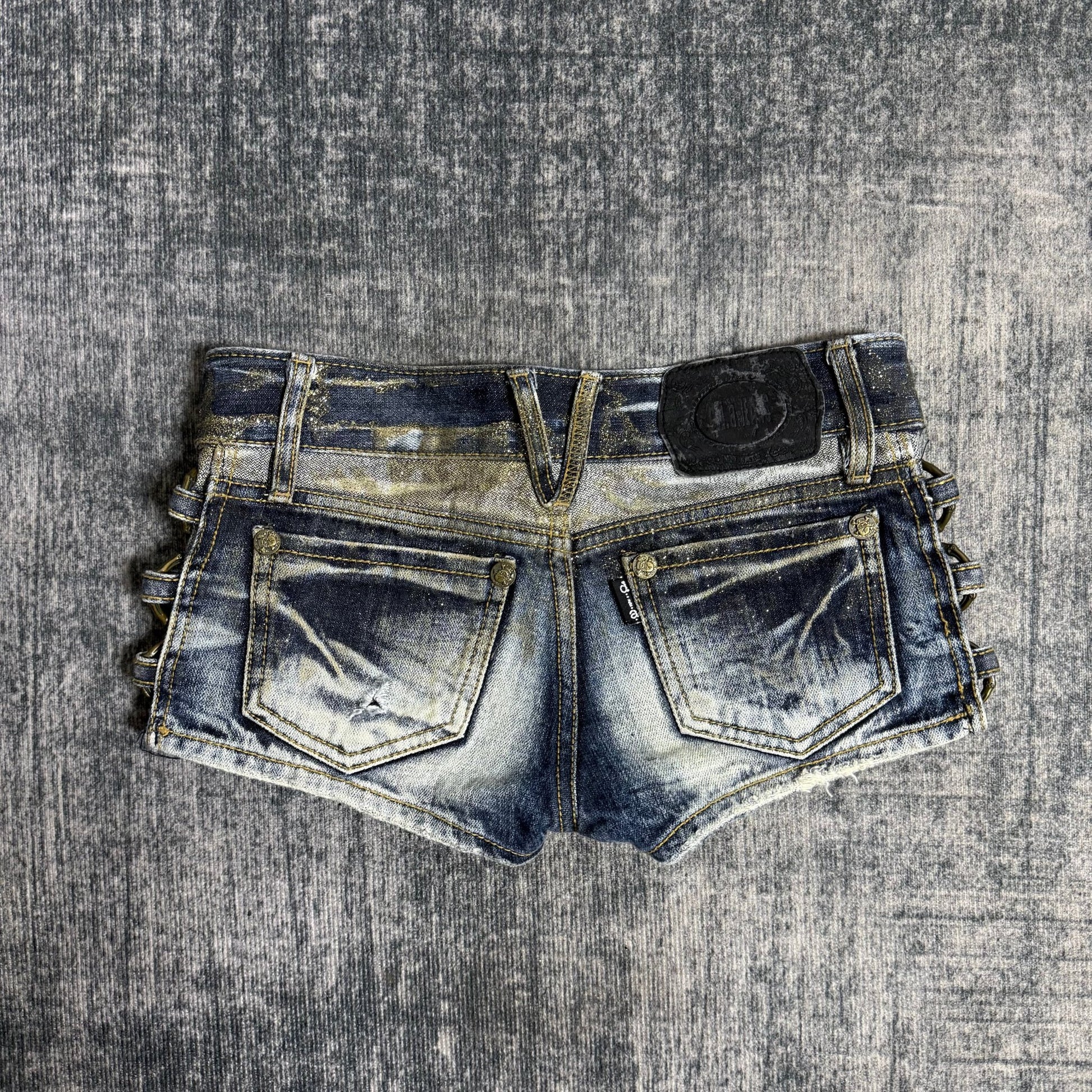 B2V - DIA SHORT༒ vintage streetwear thrift y2k clothing by B2V_BAD2WEAR