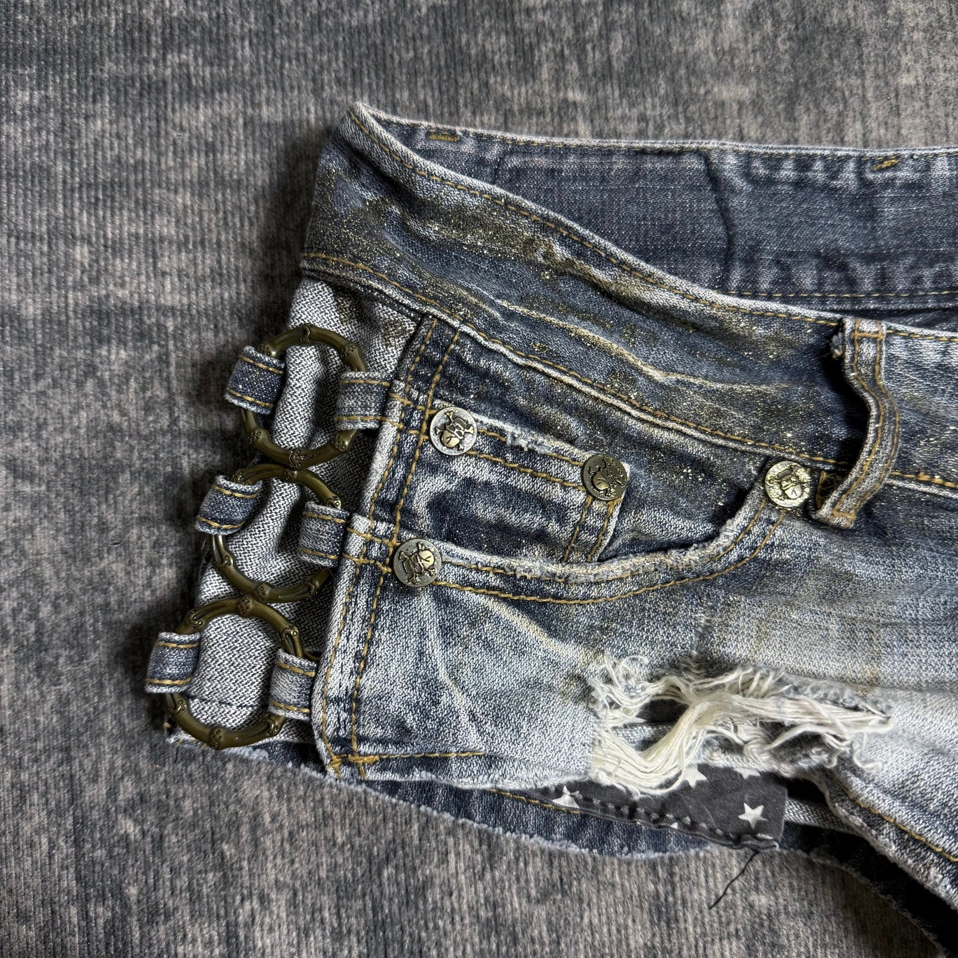 B2V D.I.A SHORTS ༒ vintage streetwear thrift y2k clothing by B2V_BAD2WEAR