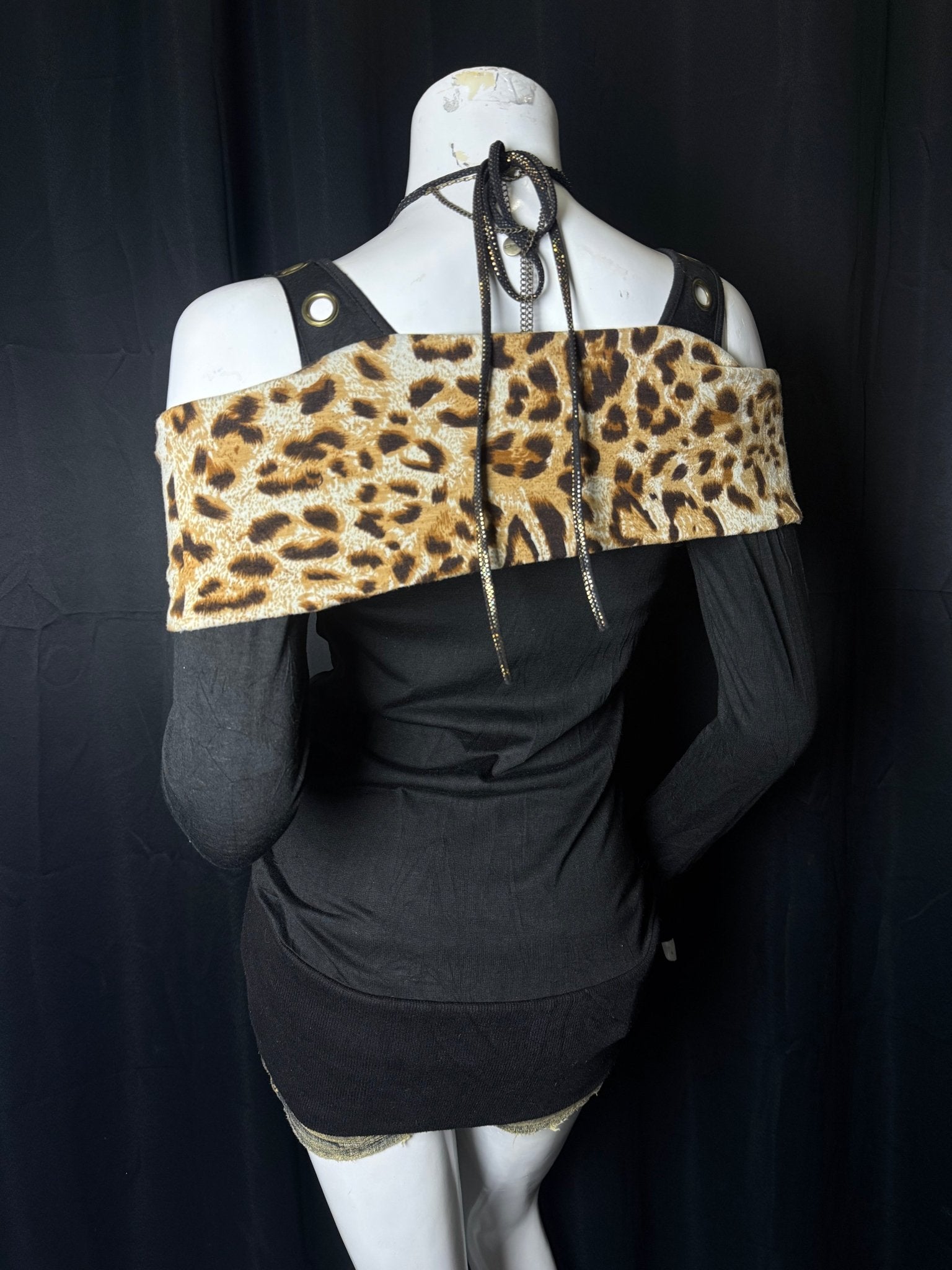 B2V - DIALLE TOP༒ vintage streetwear thrift y2k clothing by B2V_BAD2WEAR