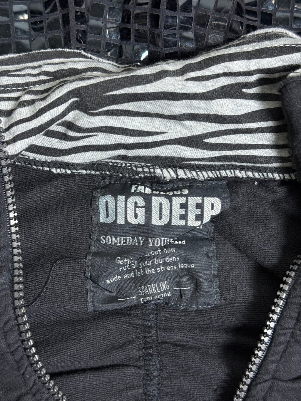 B2V - DIG DEEP JACKET༒ vintage streetwear thrift y2k clothing by B2V_BAD2WEAR