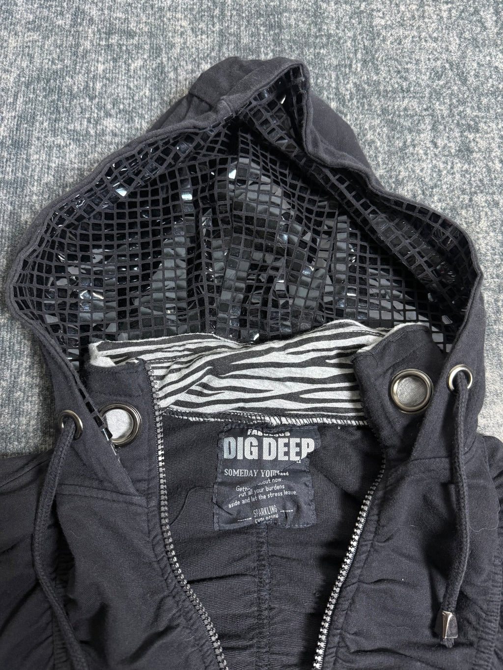 B2V - DIG DEEP JACKET༒ vintage streetwear thrift y2k clothing by B2V_BAD2WEAR