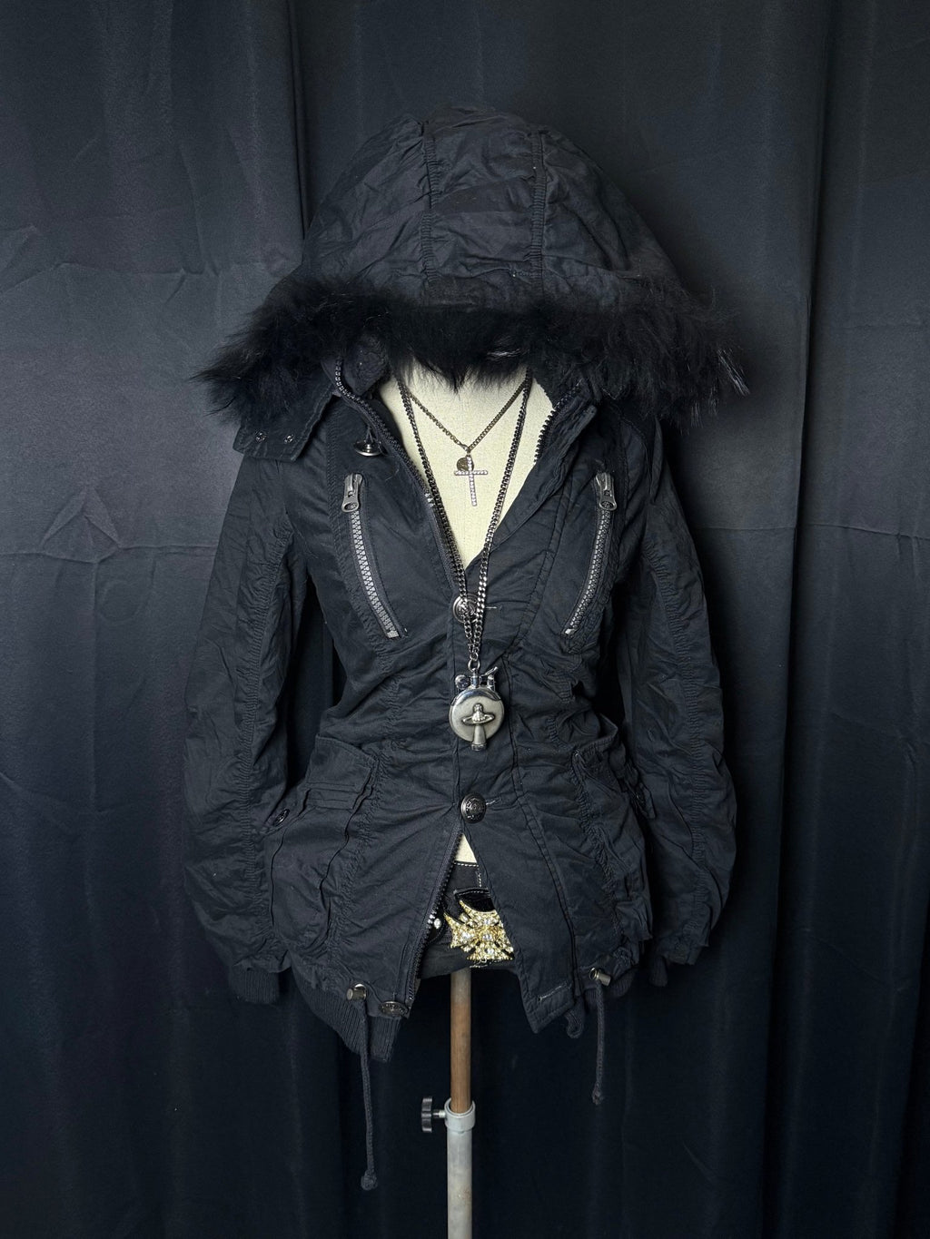 B2V - DIG DEEP JACKET༒ vintage streetwear thrift y2k clothing by B2V_BAD2WEAR