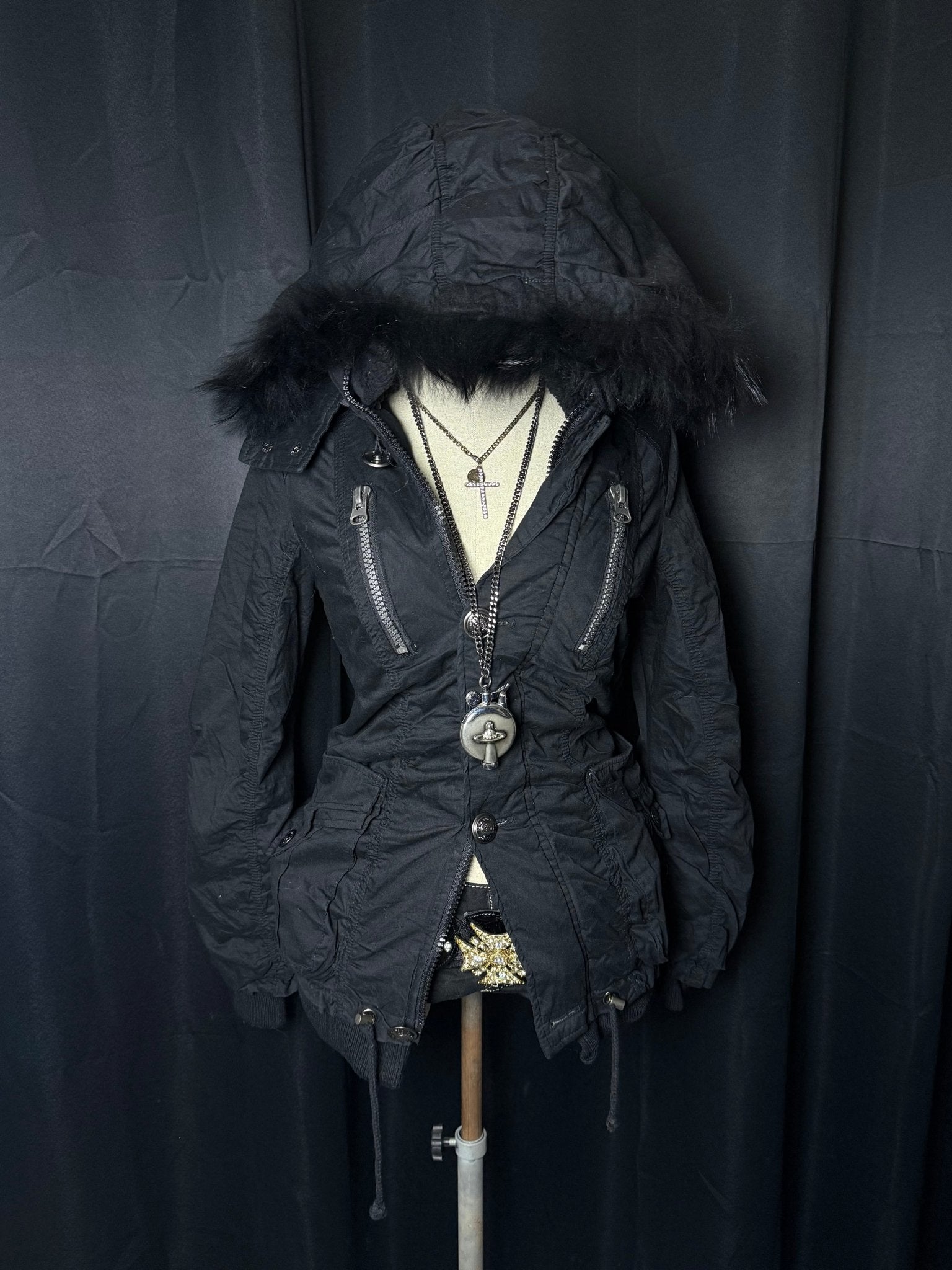 B2V - DIG DEEP JACKET༒ vintage streetwear thrift y2k clothing by B2V_BAD2WEAR