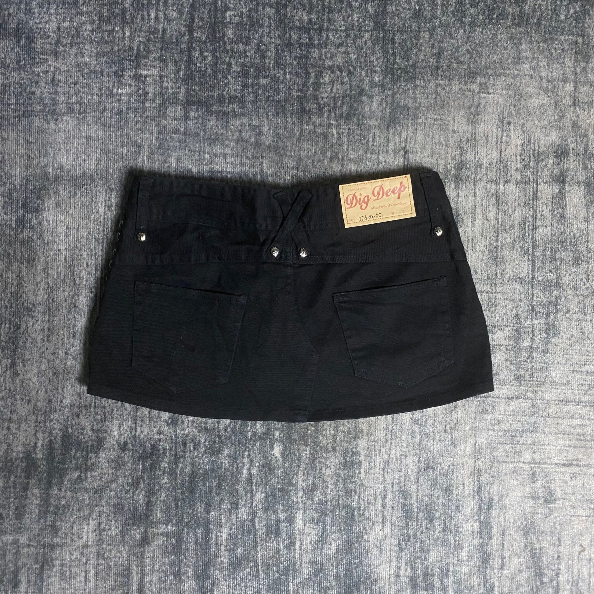B2V - DIG DEEP SHORT༒  vintage streetwear thrift y2k clothing by B2V_BAD2WEAR