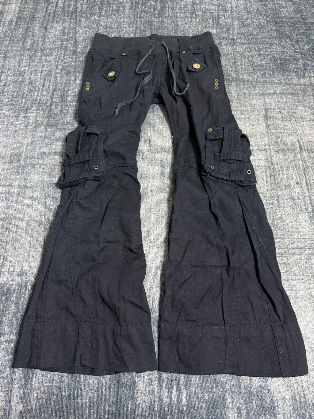 B2V - DOSCH CARGO PANT༒ vintage streetwear thrift y2k clothing by B2V_BAD2WEAR