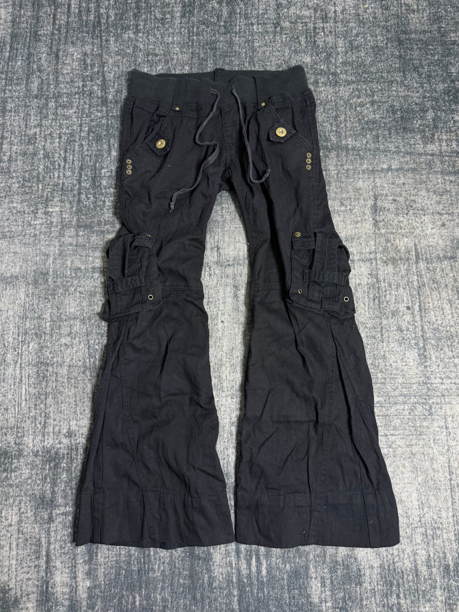B2V - DOSCH CARGO PANT༒ vintage streetwear thrift y2k clothing by B2V_BAD2WEAR