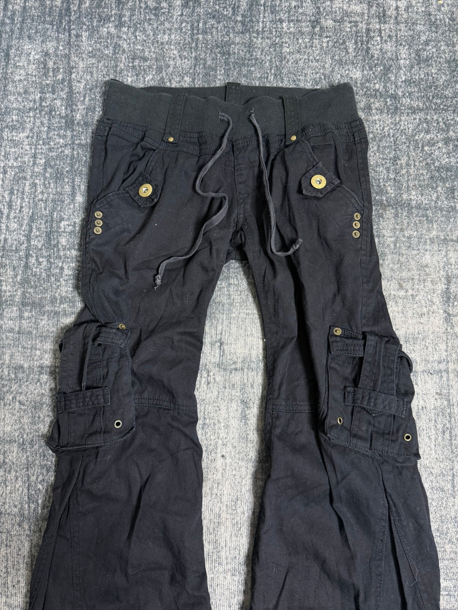 B2V - DOSCH CARGO PANT༒ vintage streetwear thrift y2k clothing by B2V_BAD2WEAR