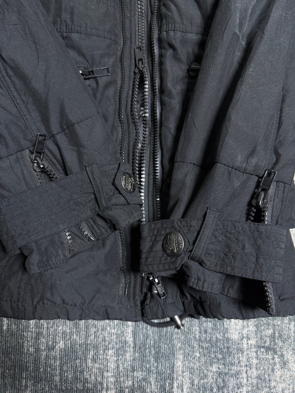 B2V - DUREN JACKET༒ vintage streetwear thrift y2k clothing by B2V_BAD2WEAR