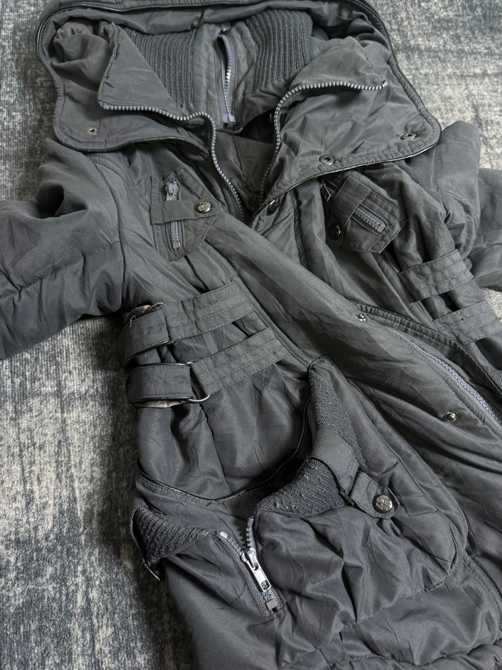 B2V - EDGELINE JACKET ༒ vintage streetwear thrift y2k clothing by B2V_BAD2WEAR