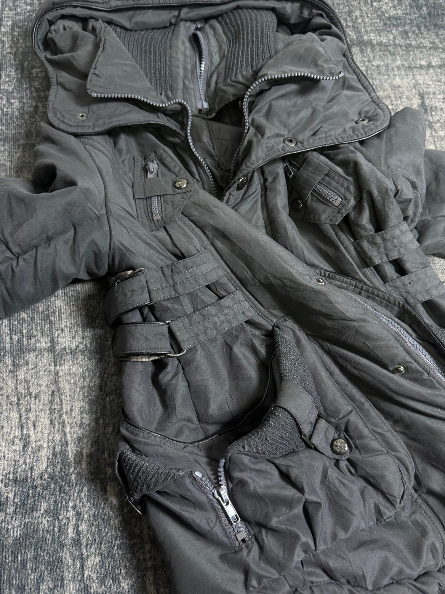 B2V - EDGELINE JACKET ༒ vintage streetwear thrift y2k clothing by B2V_BAD2WEAR