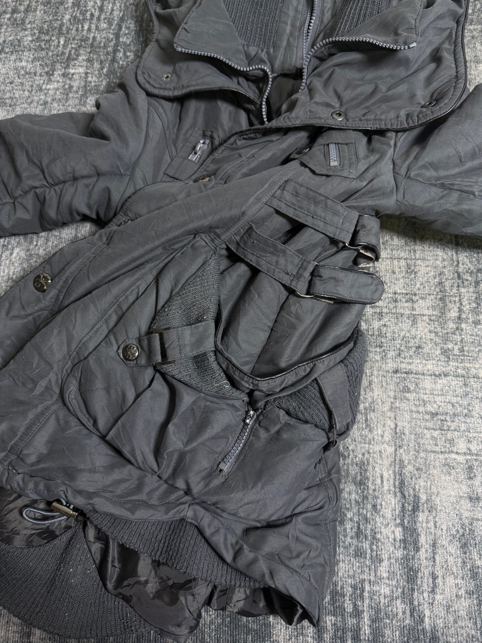 B2V - EDGELINE JACKET ༒ vintage streetwear thrift y2k clothing by B2V_BAD2WEAR