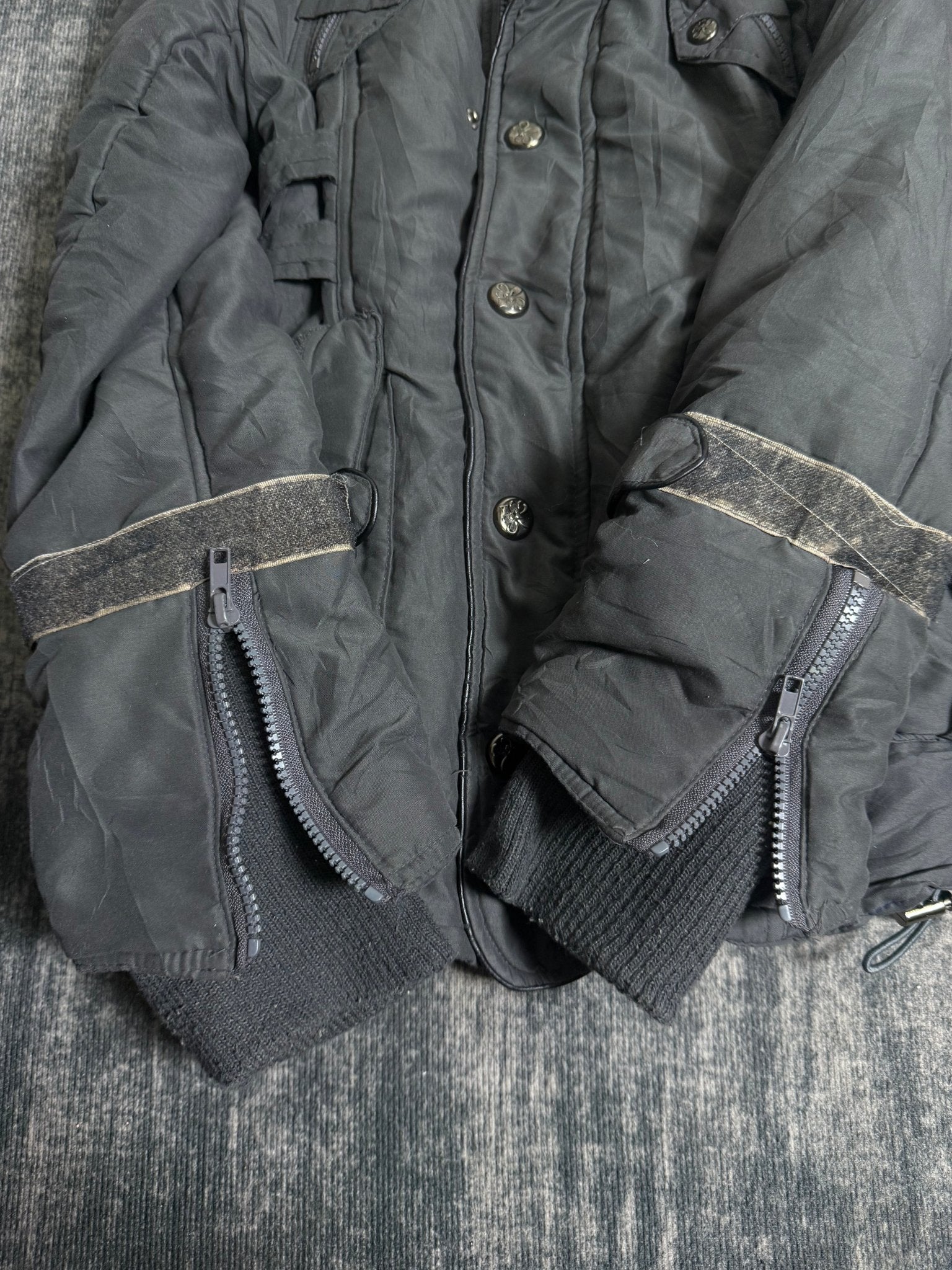 B2V - EDGELINE JACKET ༒ vintage streetwear thrift y2k clothing by B2V_BAD2WEAR