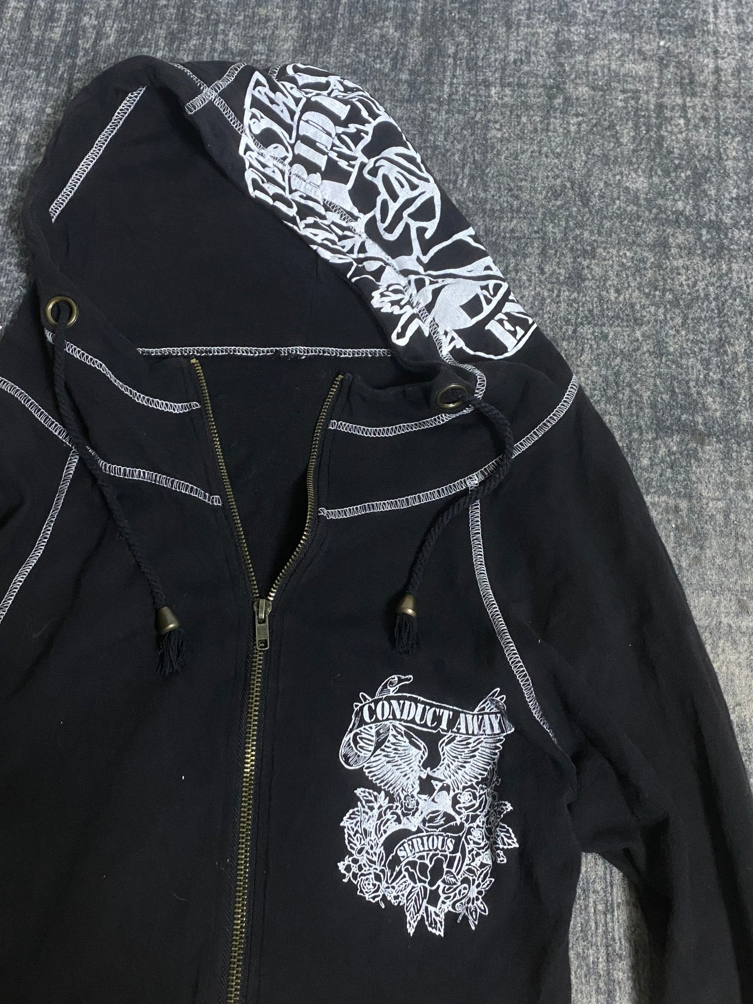 B2V - ESCEAPE HOODIE༒ vintage streetwear thrift y2k clothing by B2V_BAD2WEAR