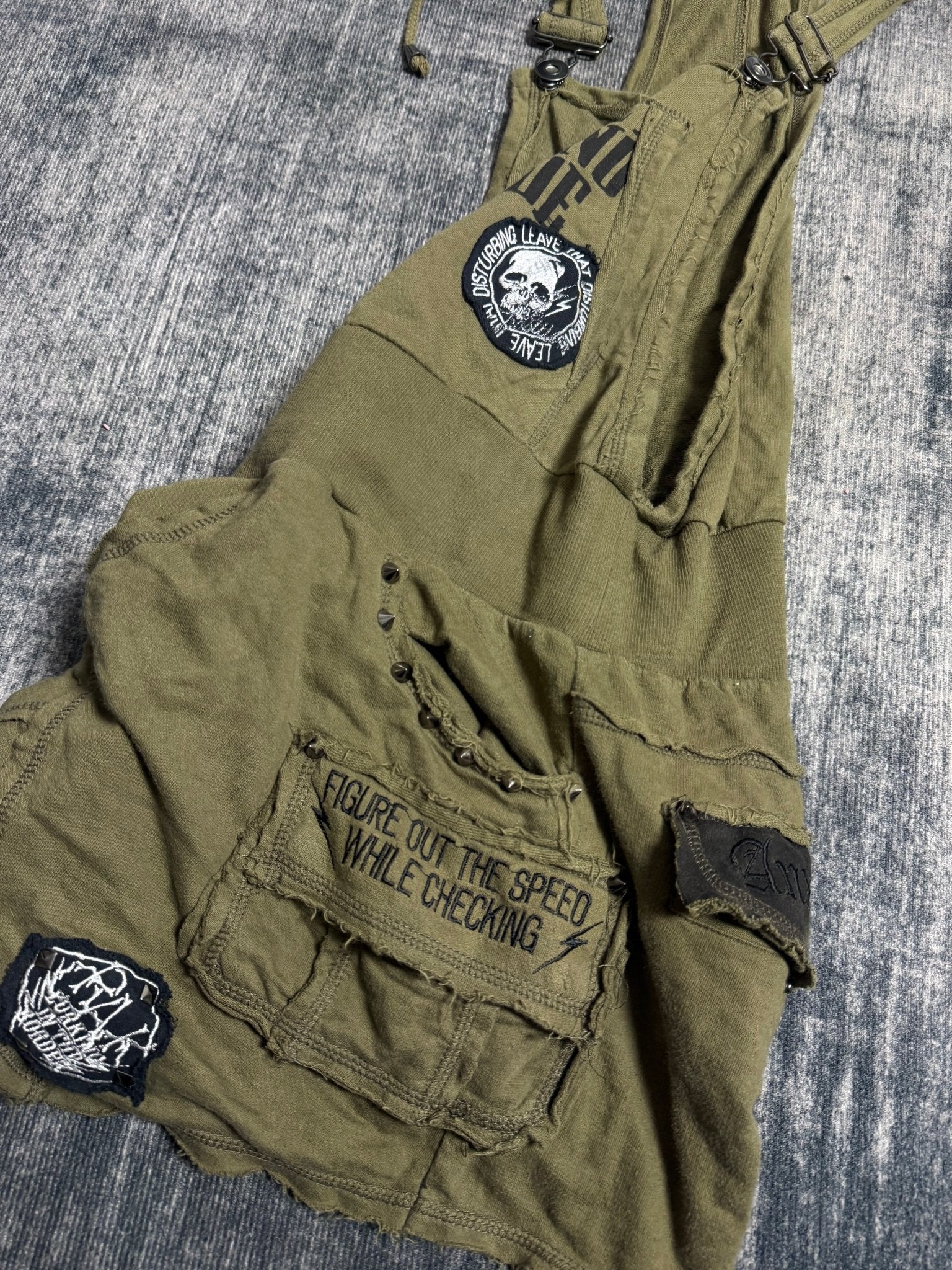 B2V - GHOST OF HARLEM༒ vintage streetwear thrift y2k clothing by B2V_BAD2WEAR
